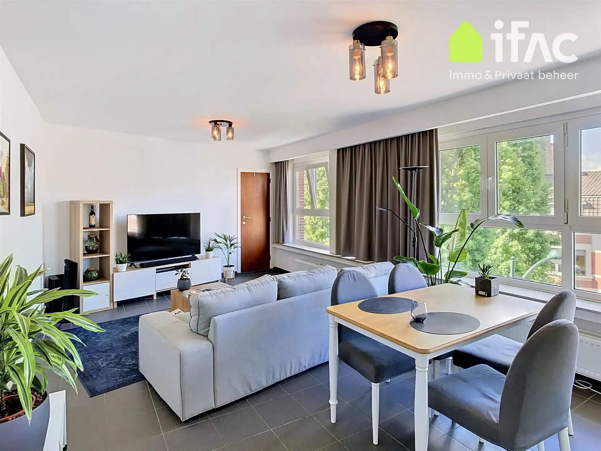 Prachtig appartement met 2 slaapkamers foto 2