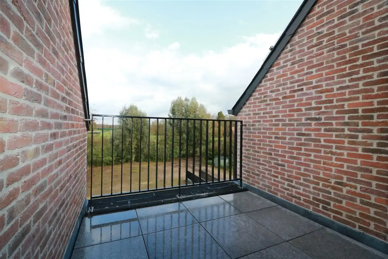 Unieke duplex met twee slpk, terras, autostaanplaats foto 20