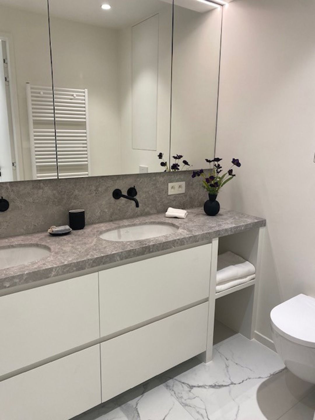 Prachtig gerenoveerd appartement op 100m van de zee. foto 8