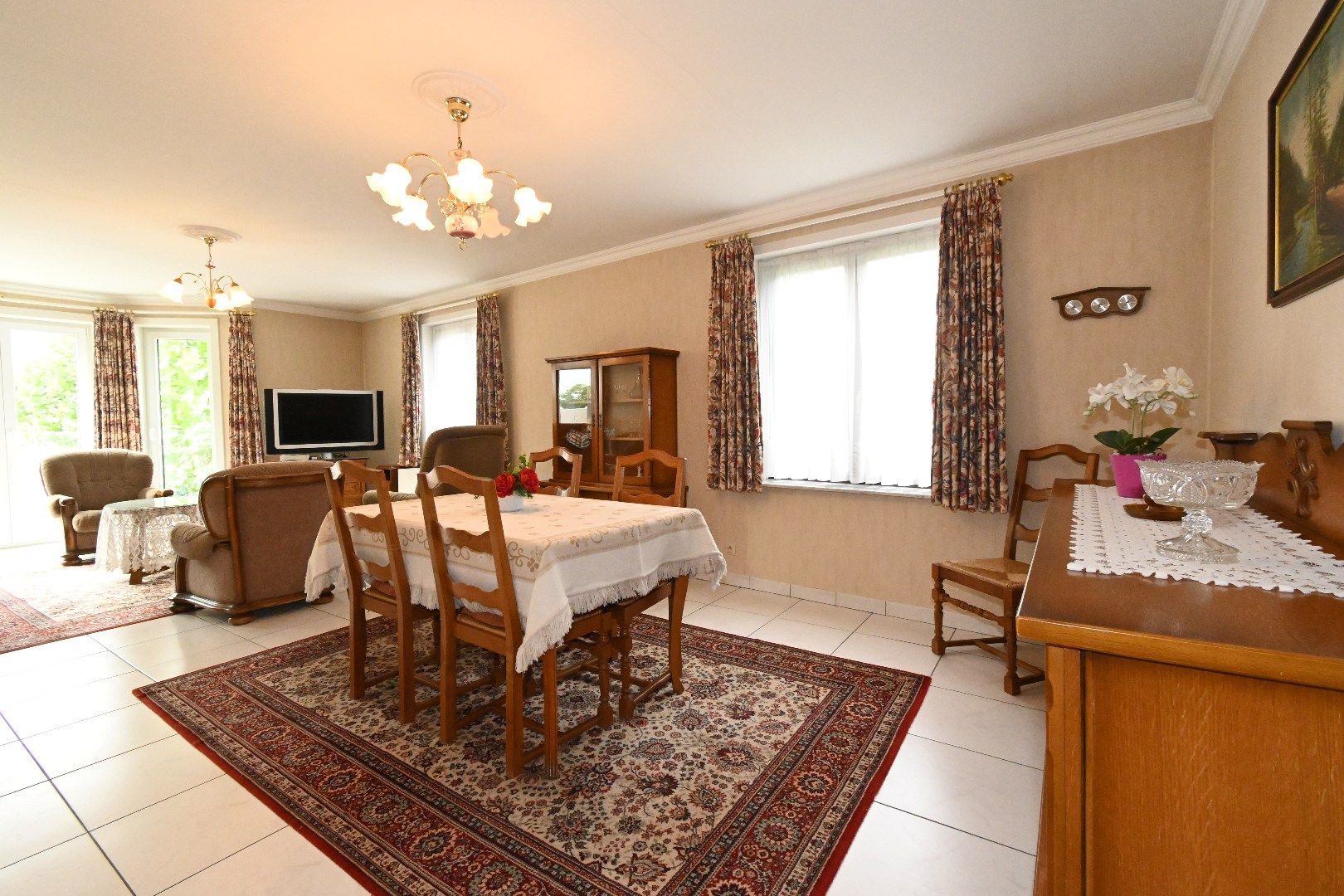 Instapklaar appartement met 2  slpk. en garage gelegen centrum Maldegem foto 3