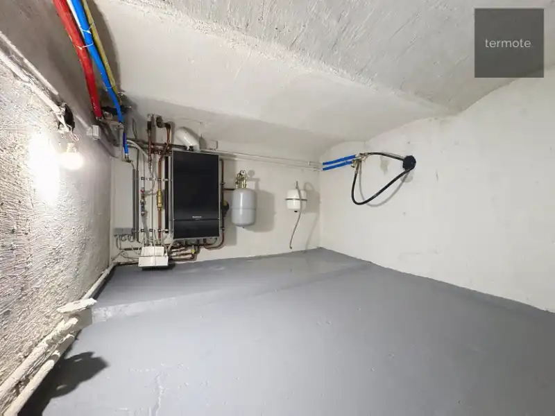 woning met magazijn foto 24