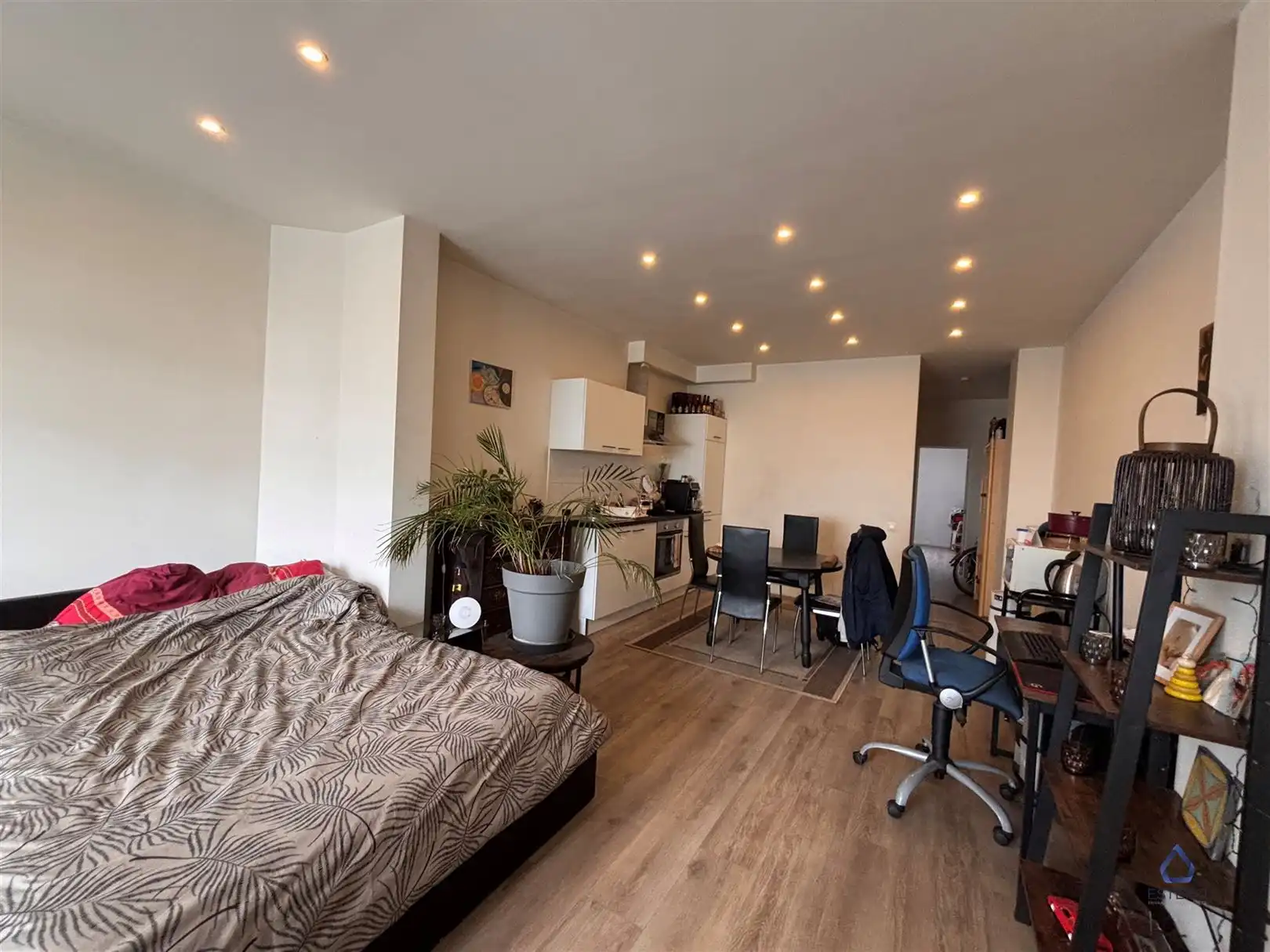 Opbrengsteigendom met 4 verhuurde appartementen foto 4