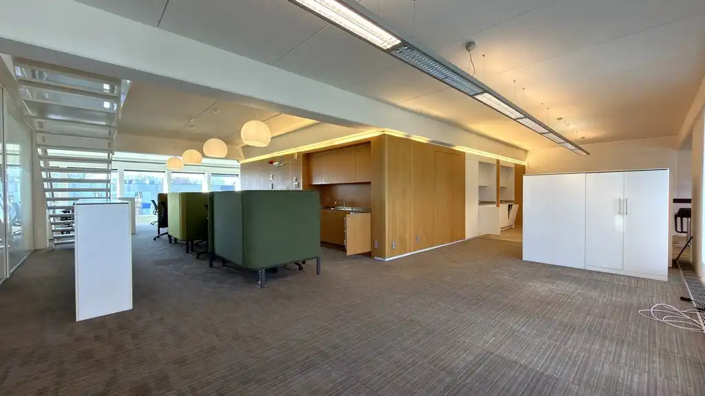 Volledig uitgeruste kantoor te huur langs E313 te Wommelgem foto 9