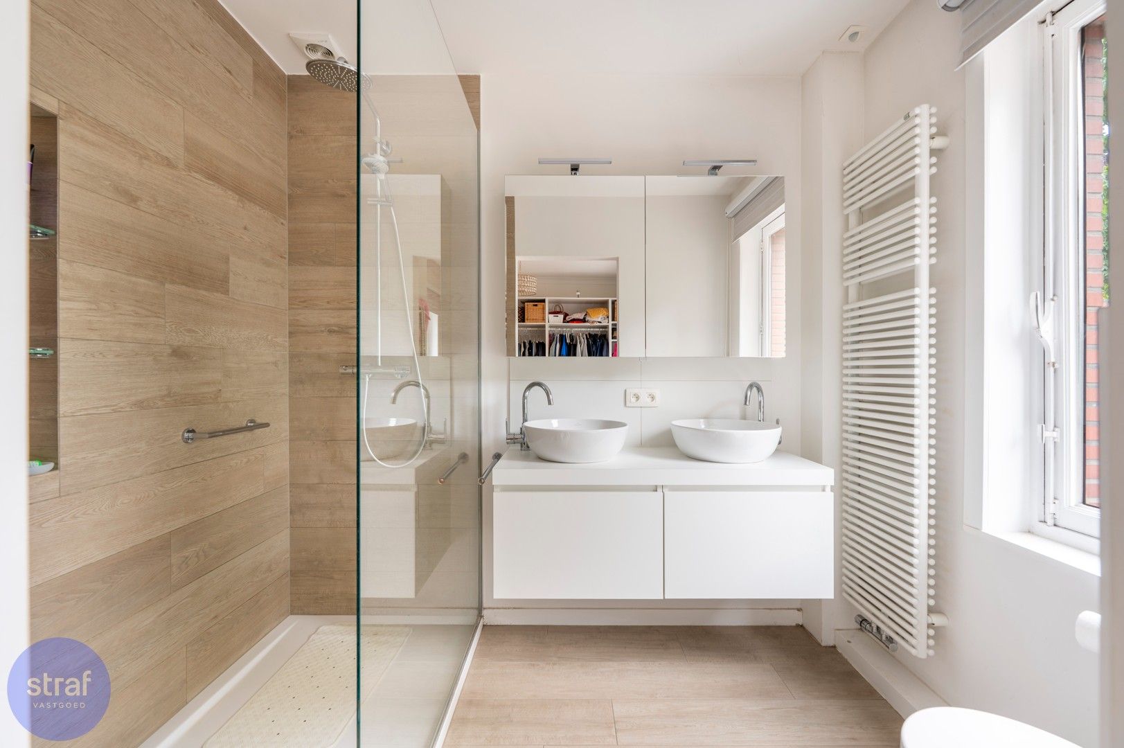 Prachtige woning met grote tuin, 4 slp en 2 badkamers. foto 14