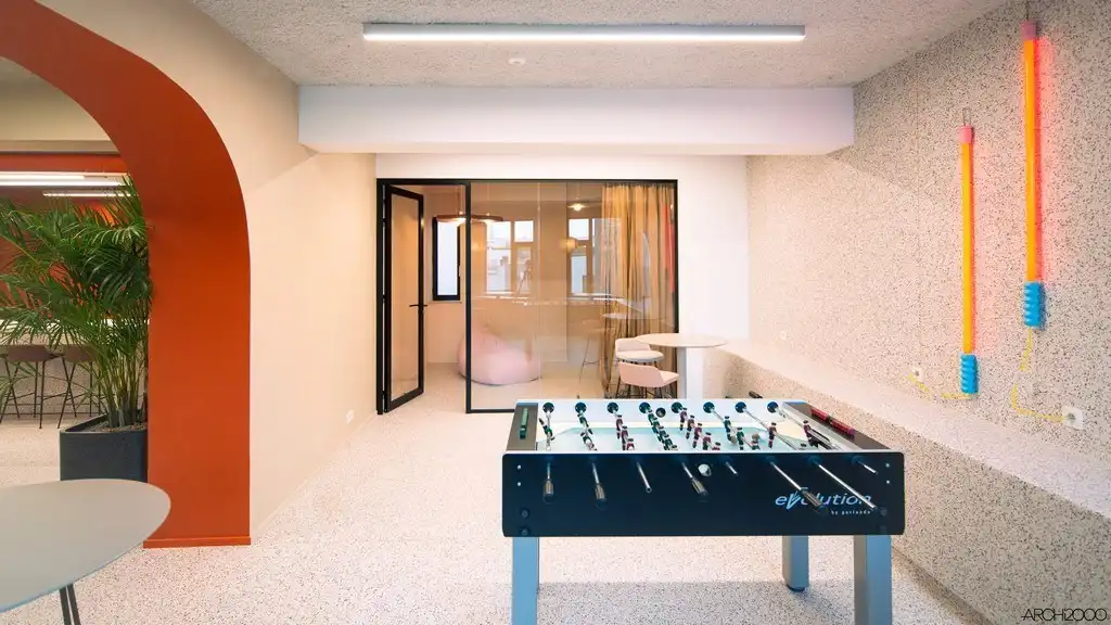 Kantoor te huur te Antwerpen in Deco Building foto 20