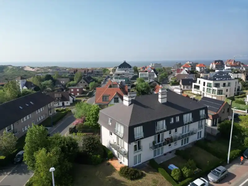 Rustig gelegen appartement vlakbij de duinen en de zee foto {{pictureIndex}}