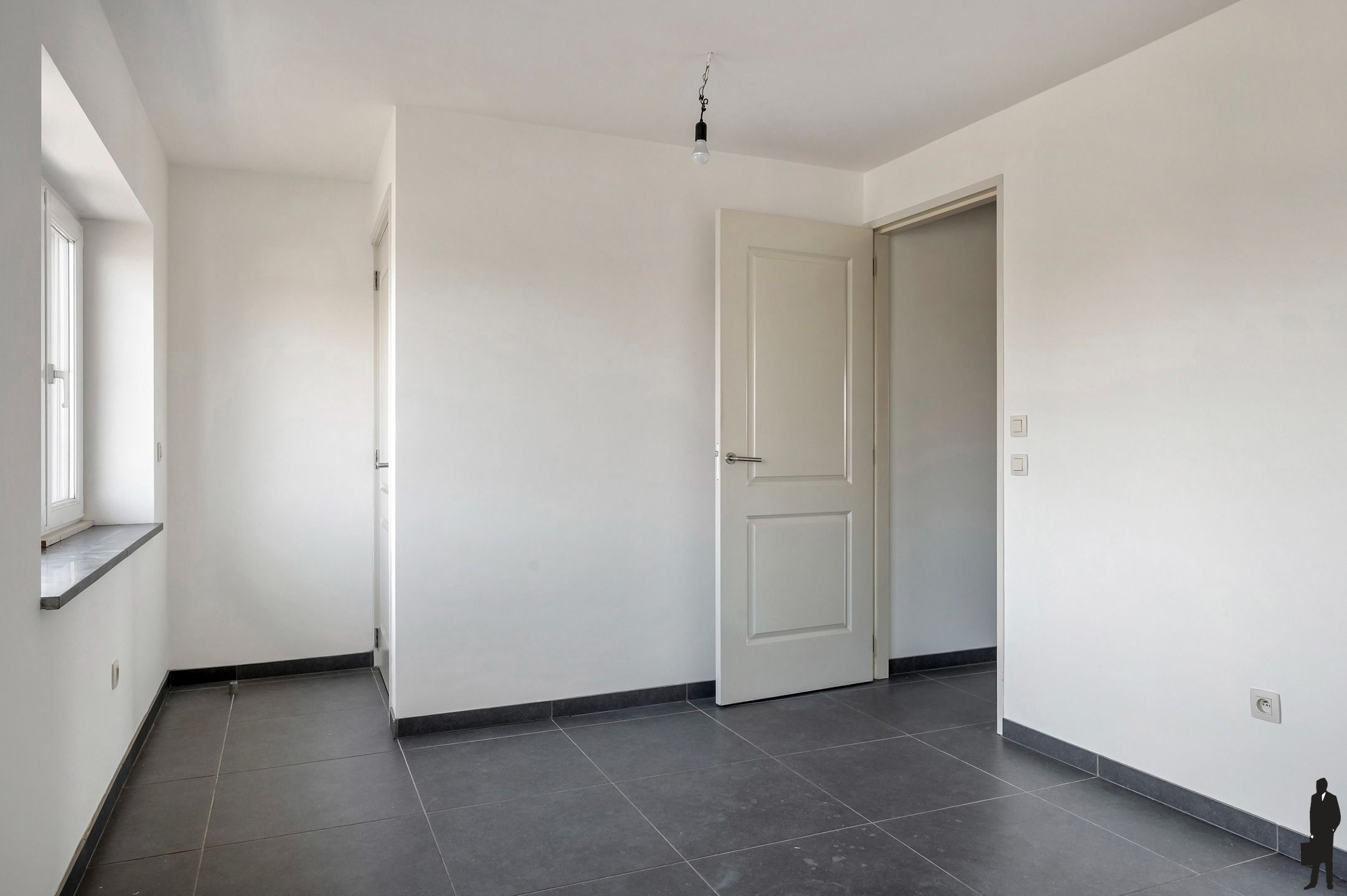 Instapklaar 2 slpk. appartement, gelegen op de Bredabaan te Wuustwezel foto 7