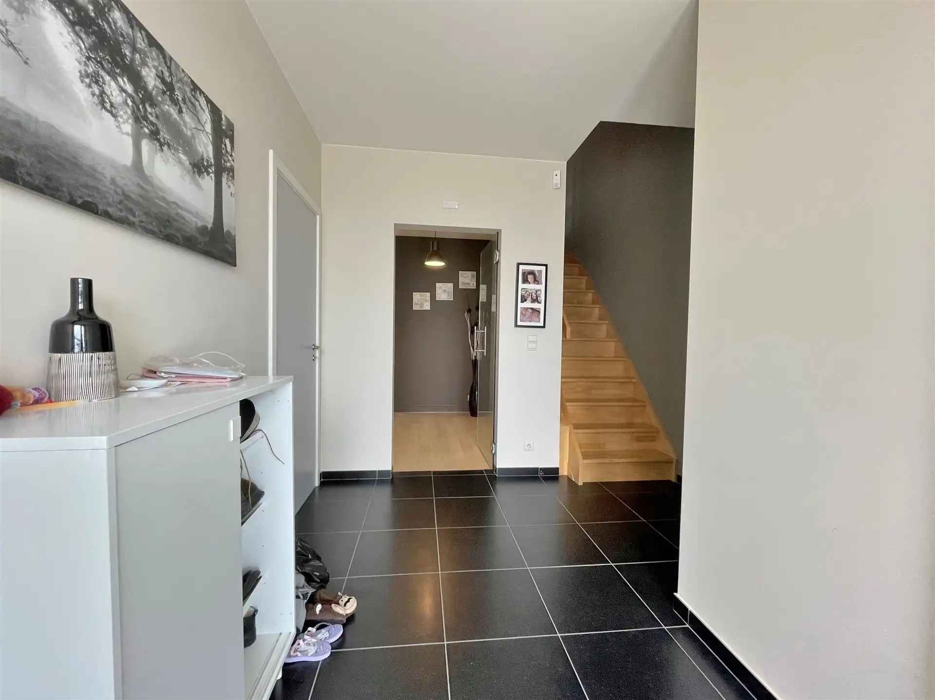 Recente woning met 4 slpks, garage en tuin. foto 16