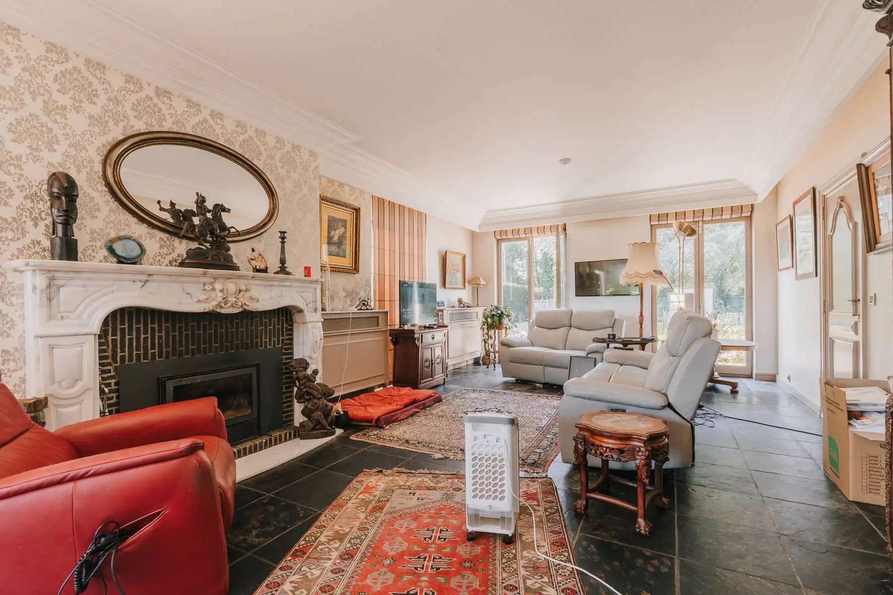 Royale villa op groot perceel met vergunde schuur foto 3