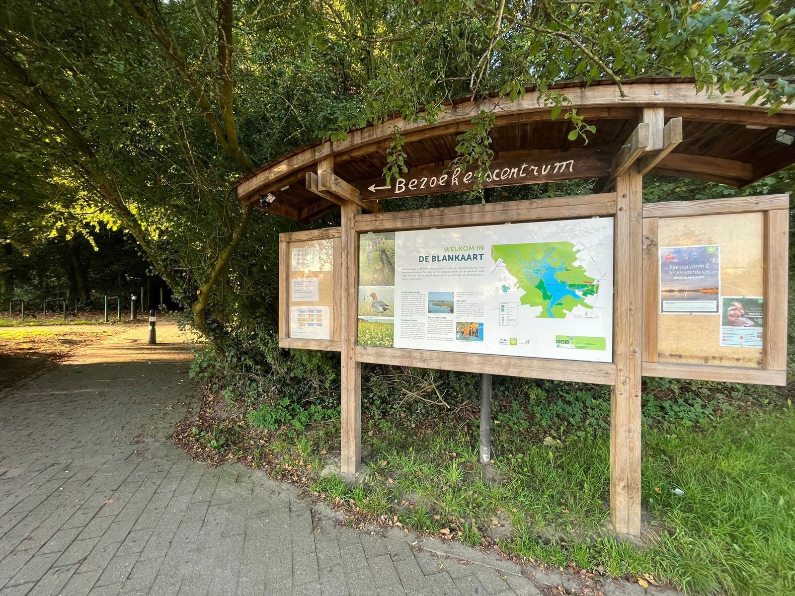 Charmante woning met uitzicht over polderlandschap foto 11