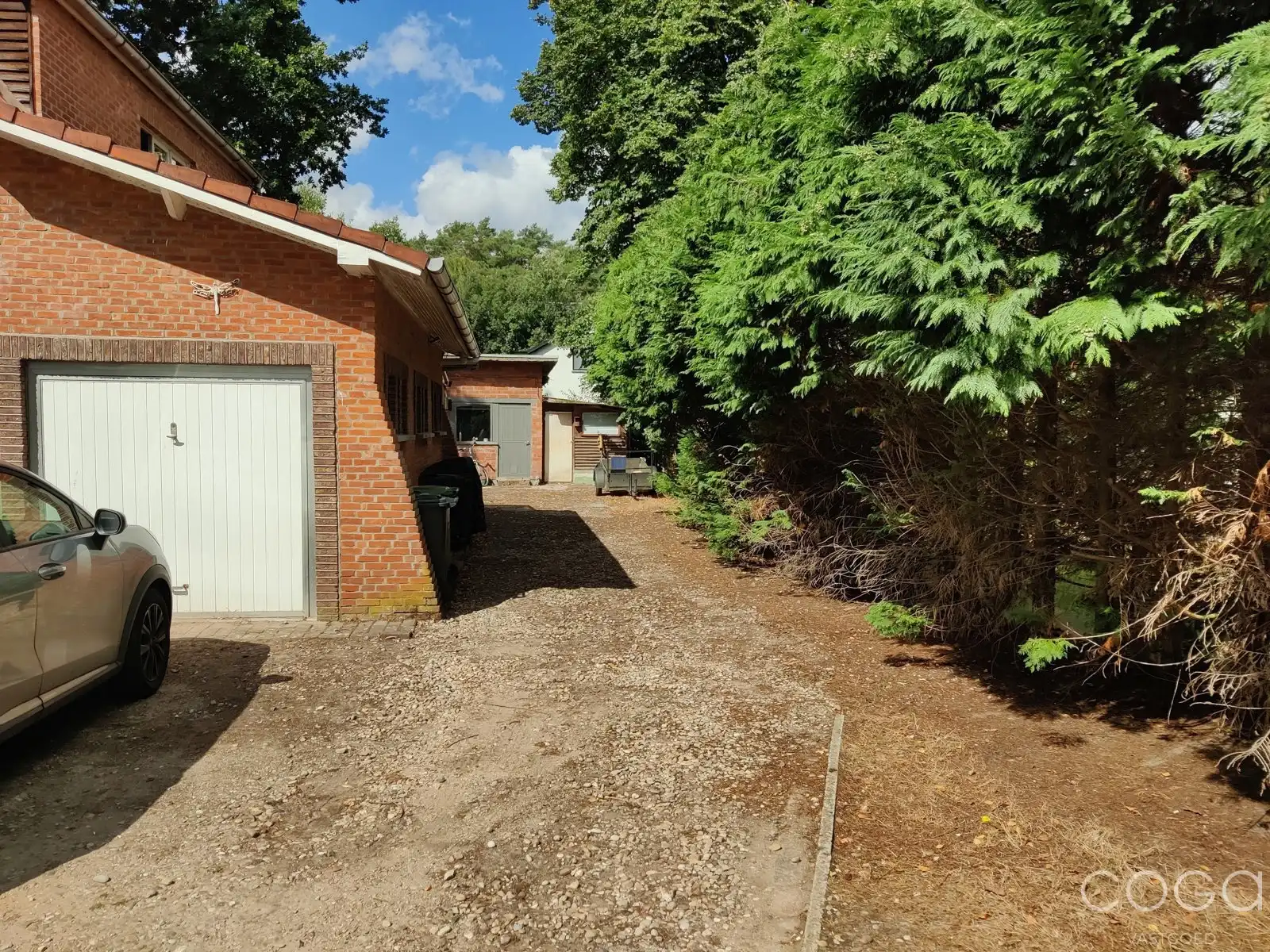 Charmante woning met magazijn  foto 19