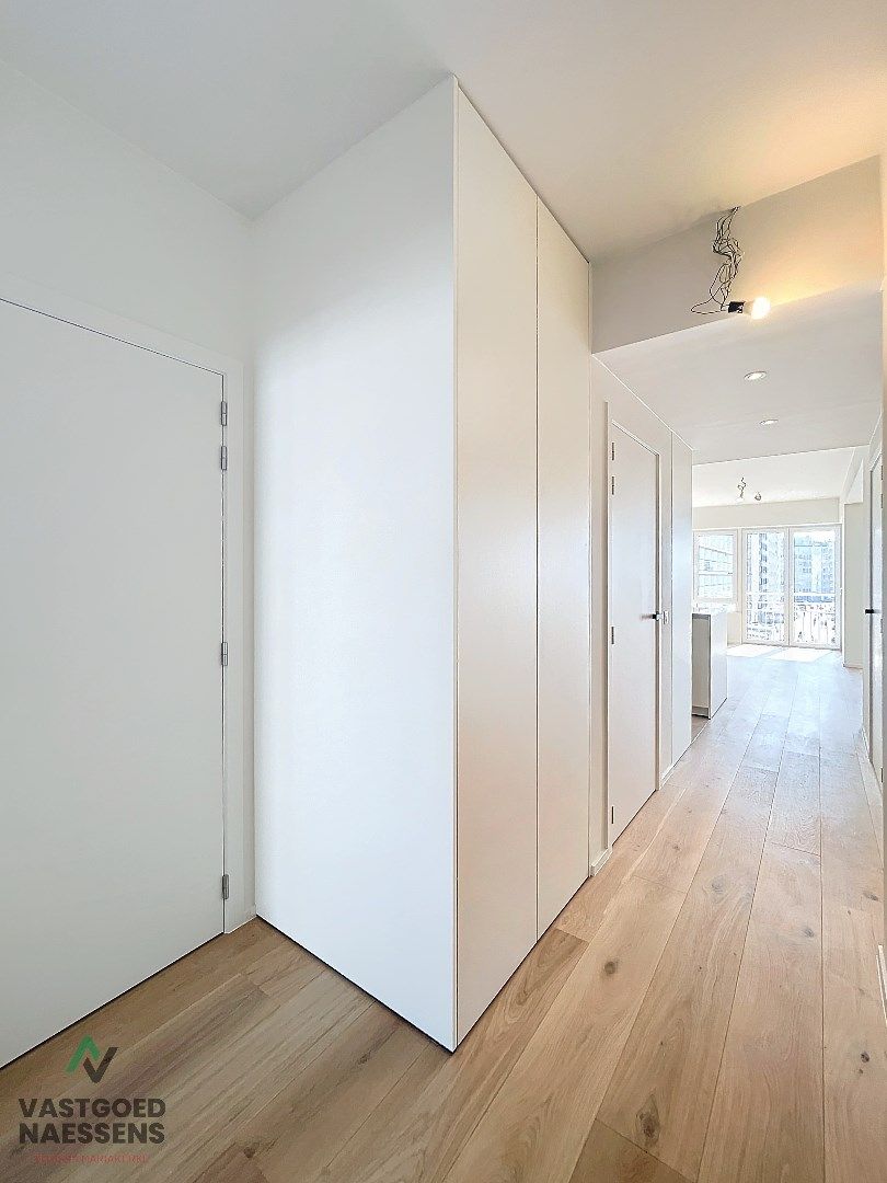 LUXUEUS GERENOVEERD 2 SLPK APP MET TERRAS EN ZEEZICHT foto 22
