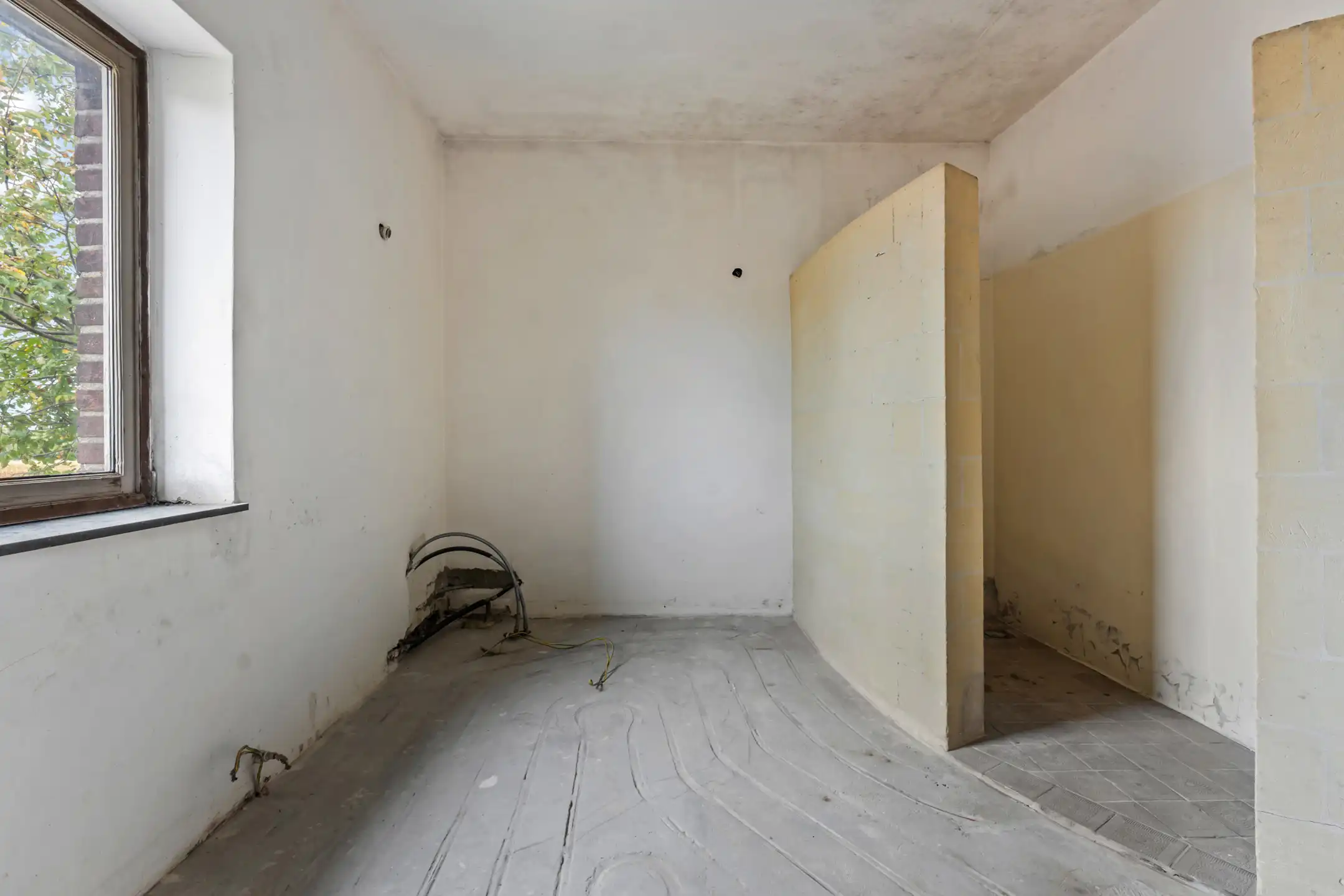 Te renoveren woning op 12a85ca te Valmeer foto 17