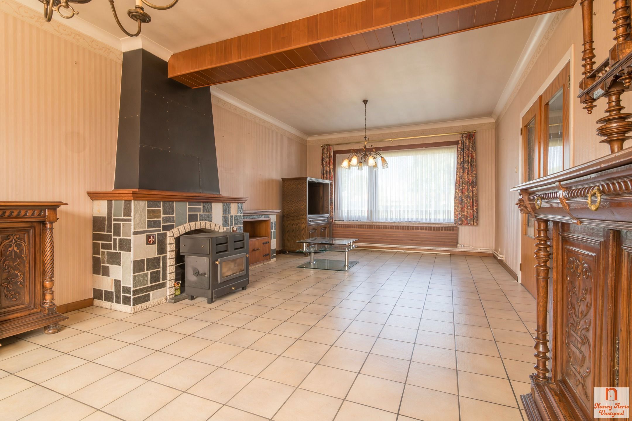 Charmante woning met grote tuin en renovatiemogelijkheden foto 10