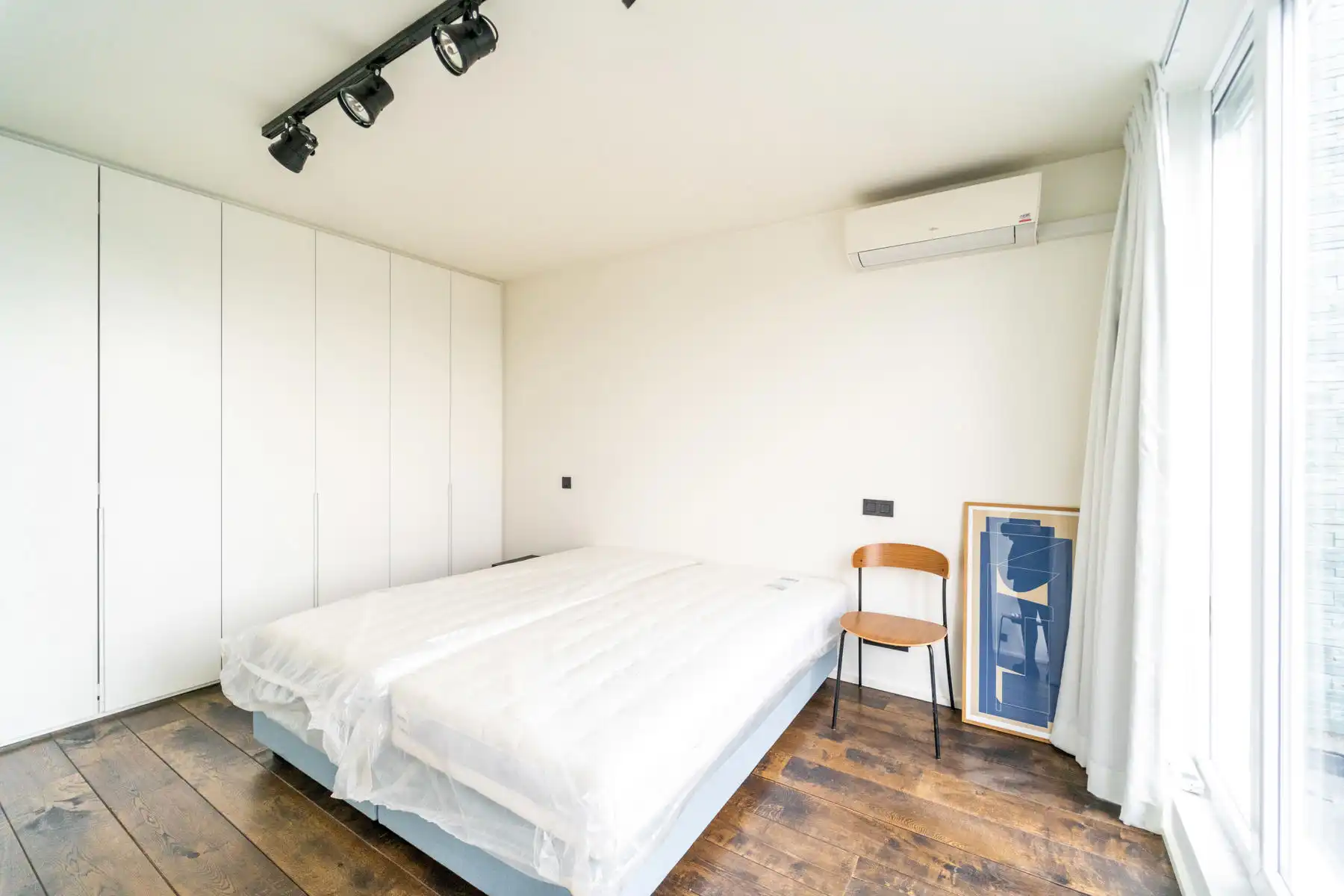 Gemeubelde penthouse met riante terrassen op ’t Zuid, uniek! foto 6