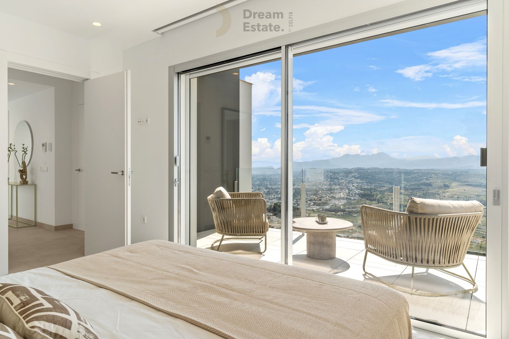 Exclusieve designvilla met panoramisch zeezicht in Cumbre del Sol, Waar architectuur, natuur en luxe samensmelten foto 3