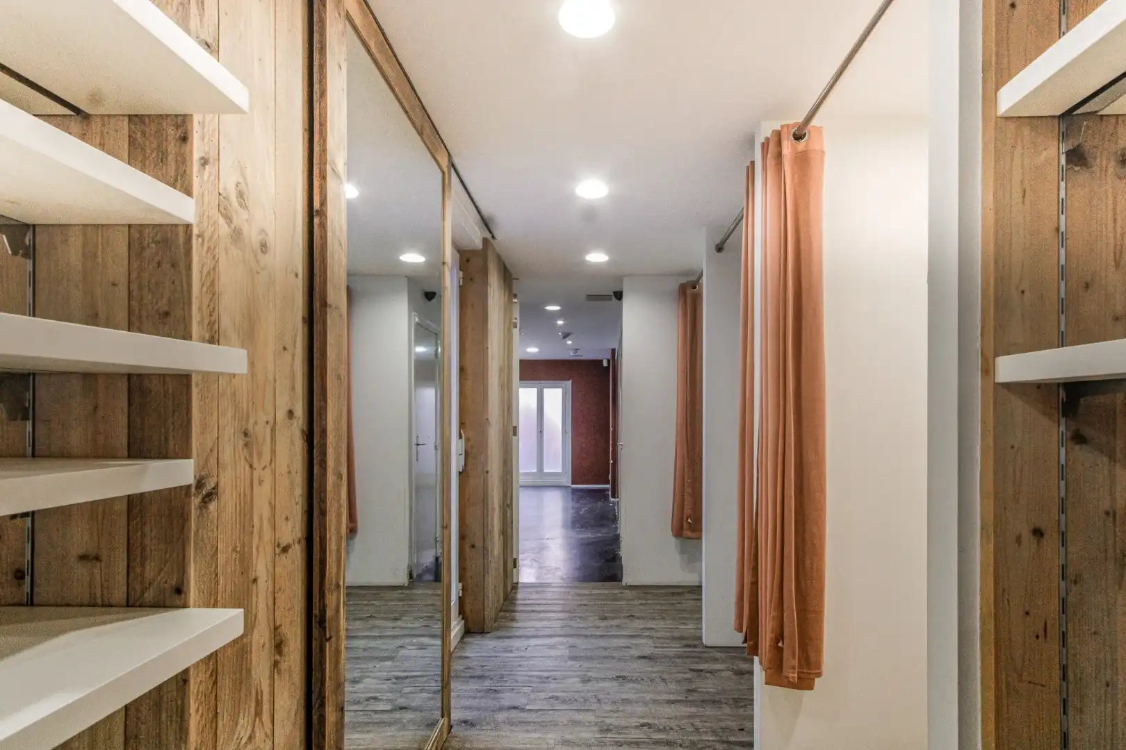 Lippenslaan 317 Handelspand te huur 113 m² foto 6