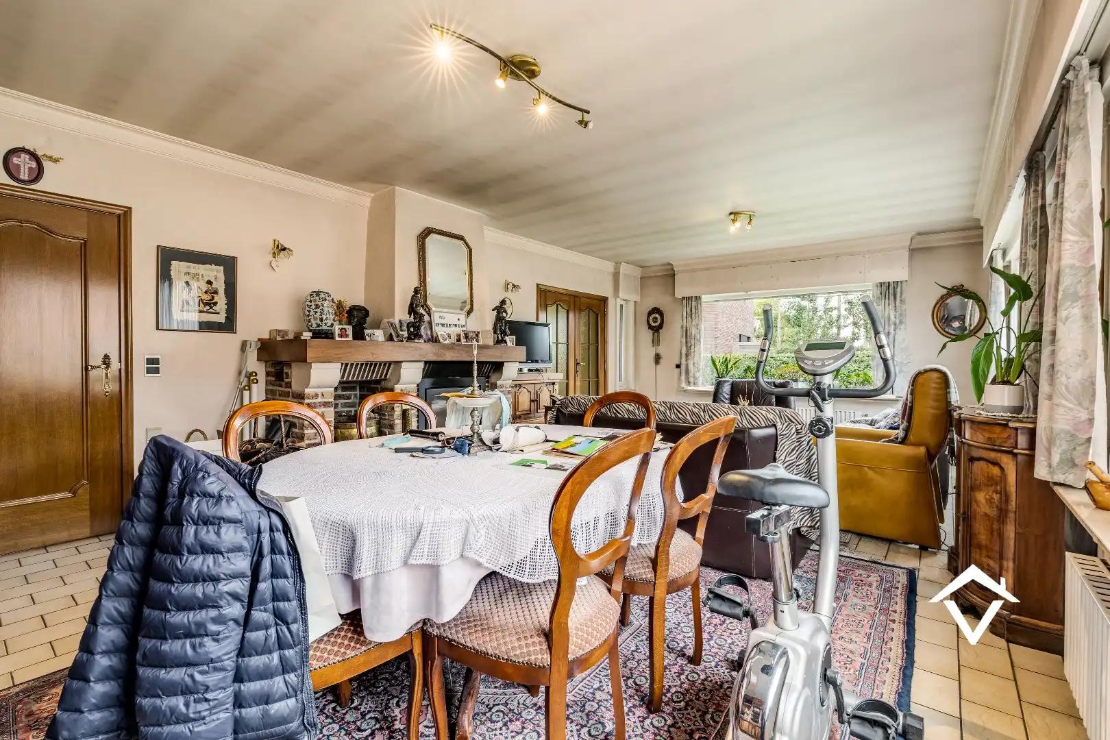 Alleenstaande woning met zuidgerichte tuin, garage en 4 slaapkamers te Ichtegem foto 8