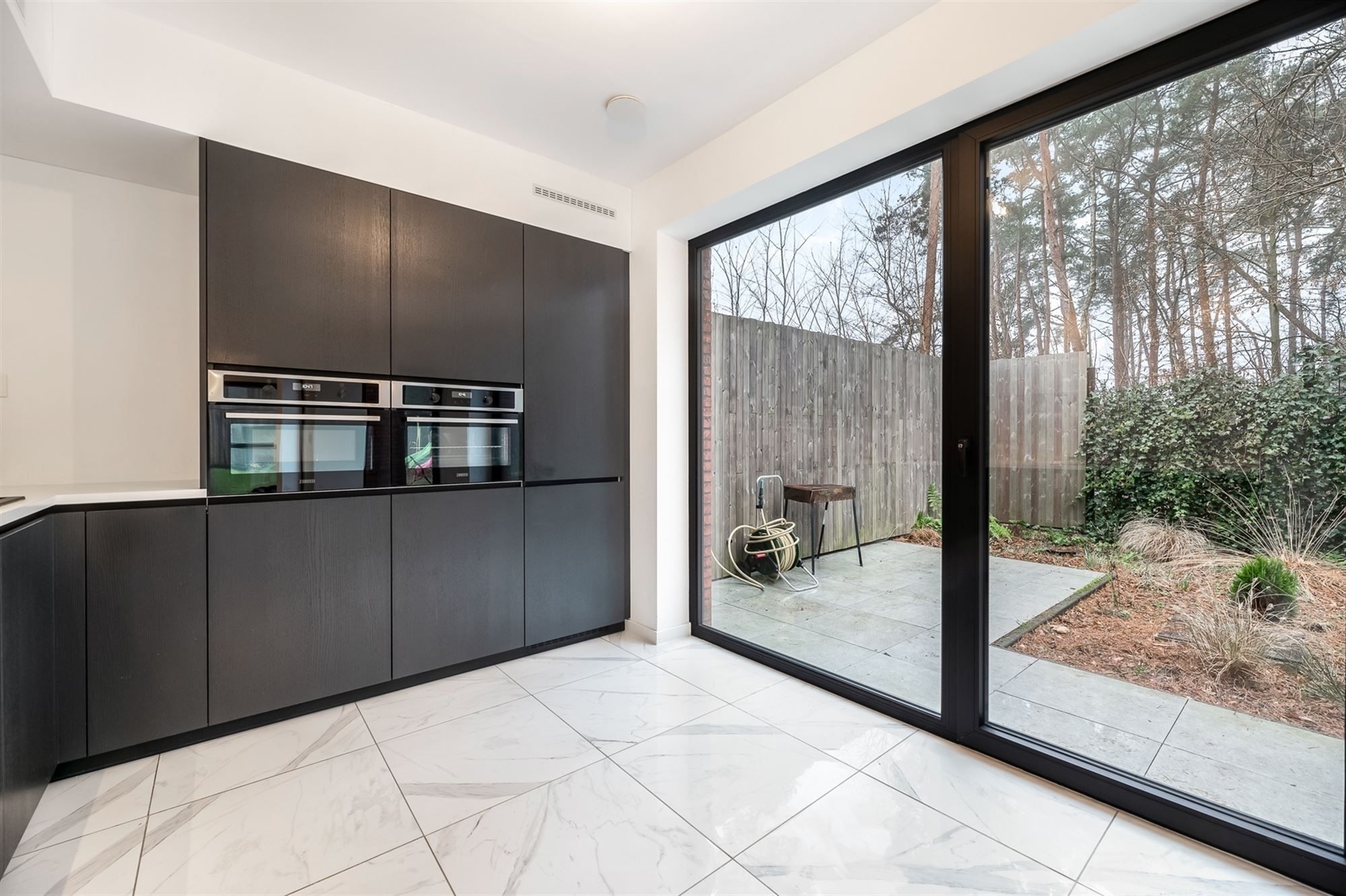 RECENTE, RUIME, ENERGIEZUINIGE WONING MET MOGELIJKHEID TOT APPARTEMENT OP ZOLDERVERDIEPING foto 10