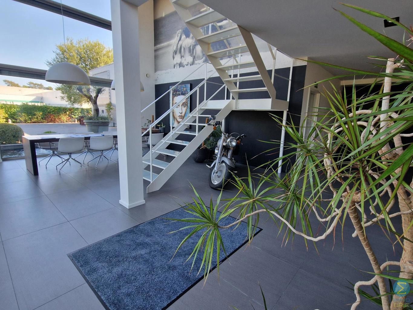 Ruimte in bedrijvenzone "Hoge Mauw" te Arendonk foto 3