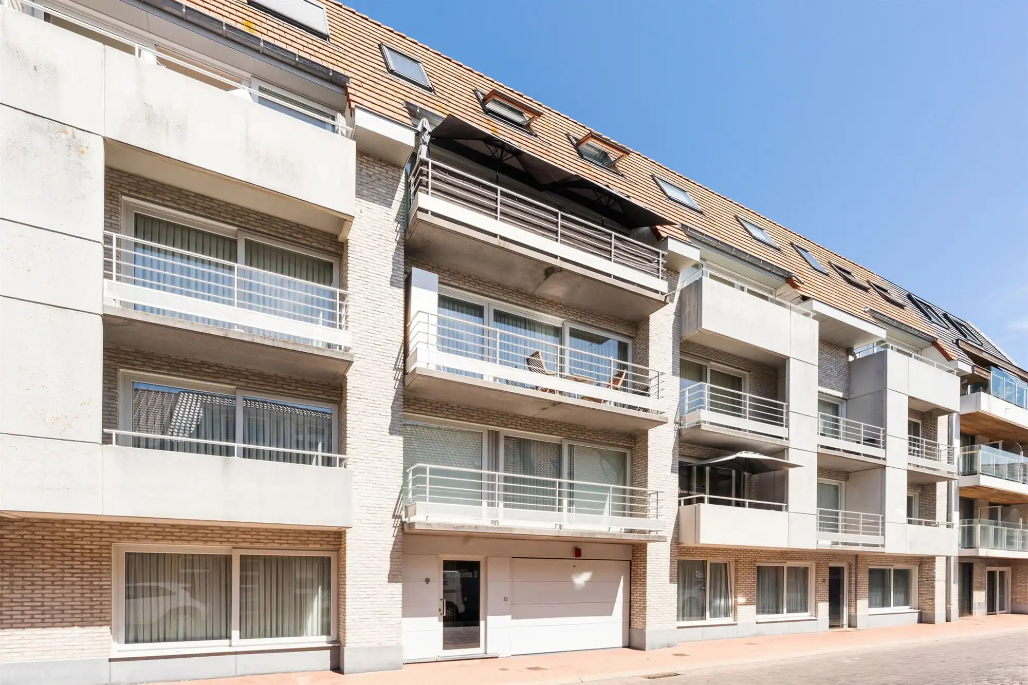 Instapklaar appartement vlakbij zee foto {{pictureIndex}}
