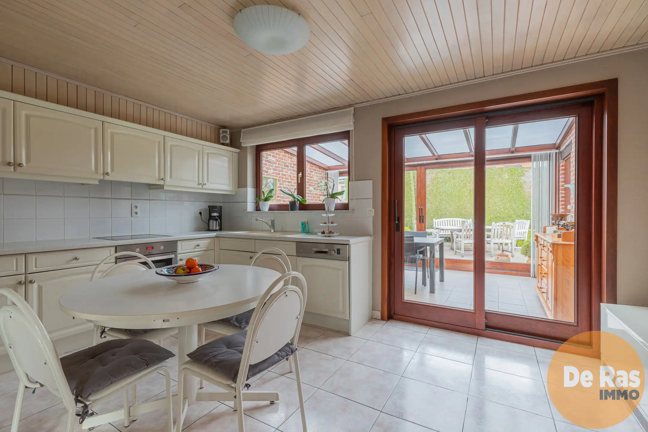 UITBERGEN - Zeer charmante OB met mooie tuin/4slp en garage foto 11