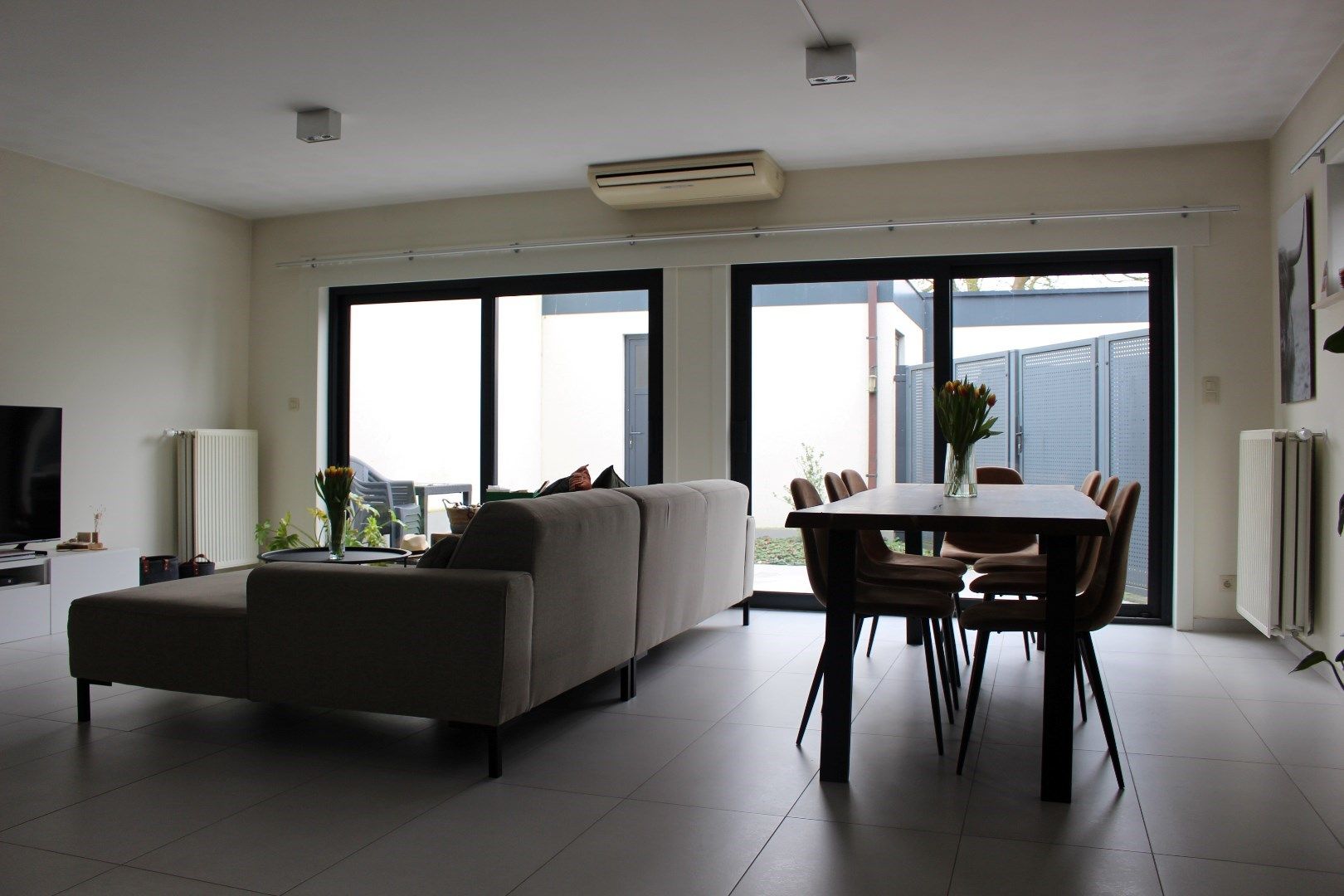 Gelijkvloers appartement met 1 slaapkamer en terras. foto 4