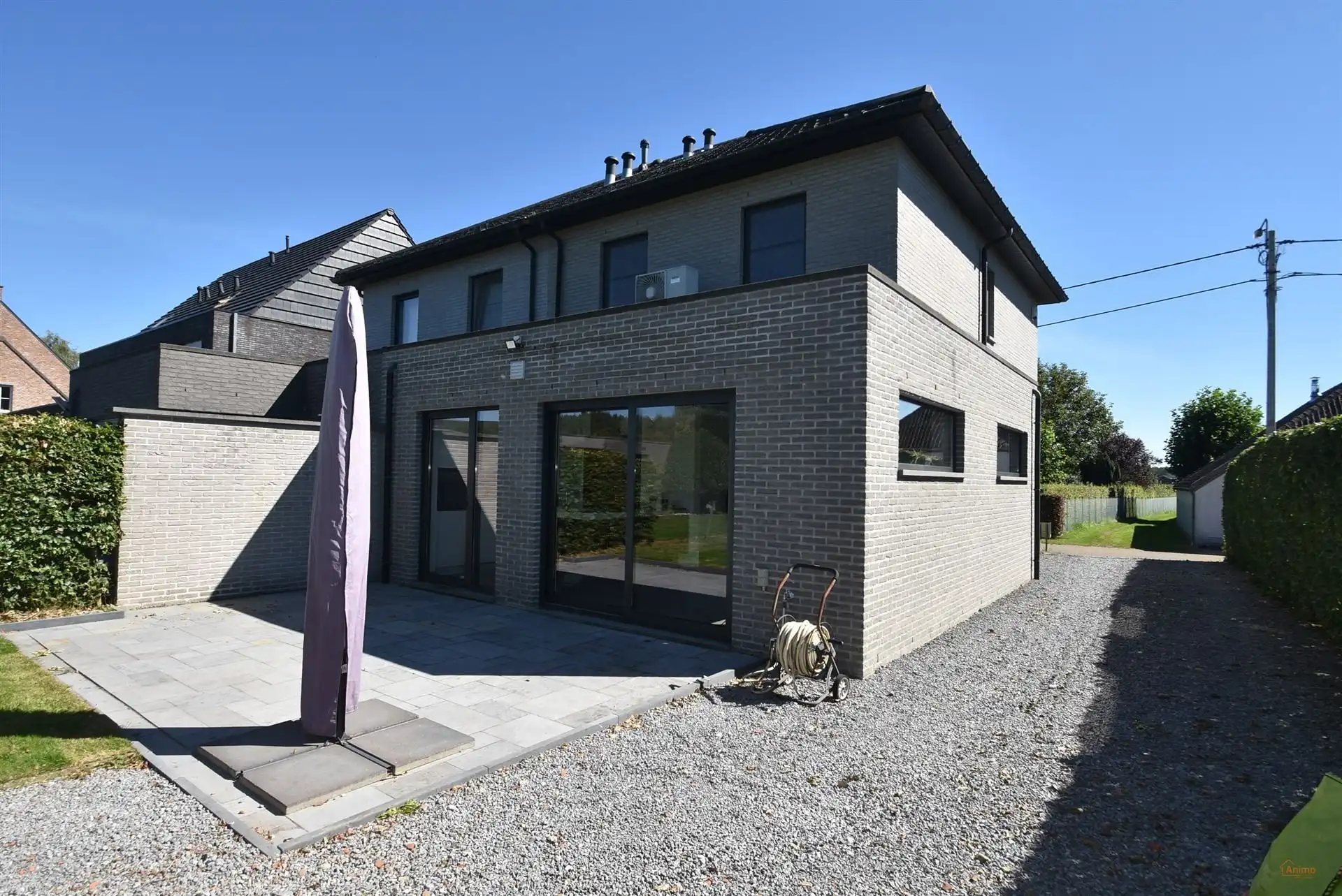 Huis foto {{pictureIndex}}