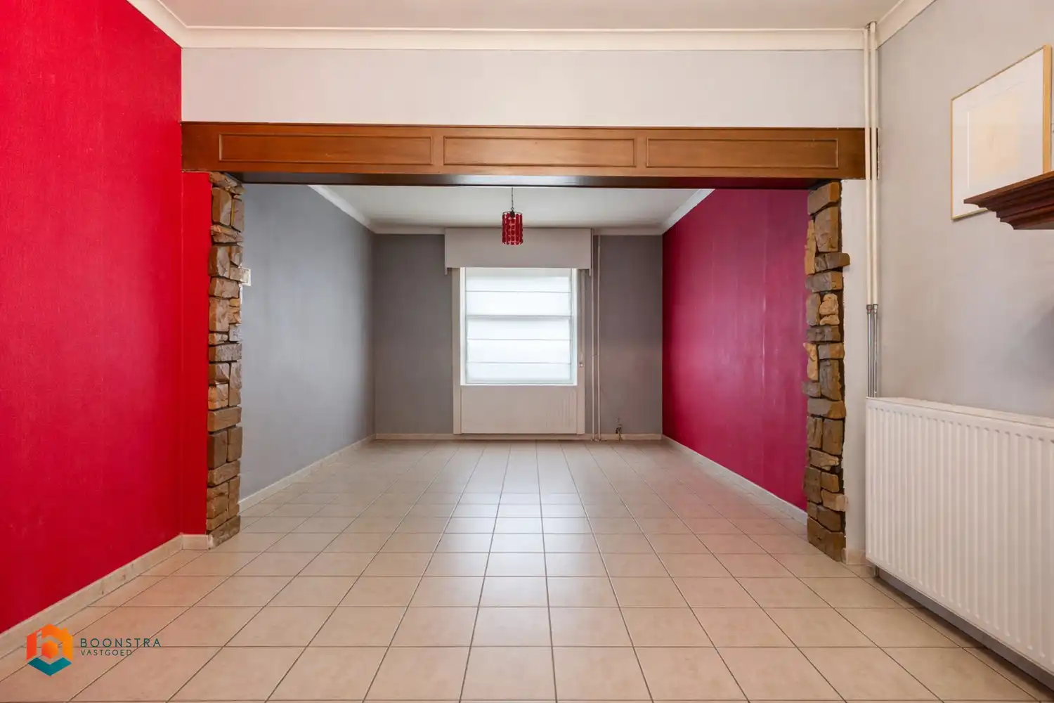 Te renoveren woning met 3 slaapkamers, tuin en garage foto 2