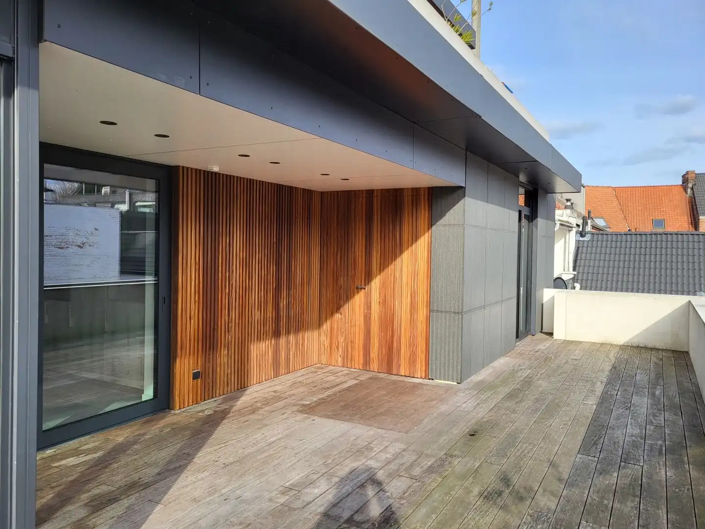 Luxueuze loft met 2 slaapkamers, terras nabij  het centrum. foto 9
