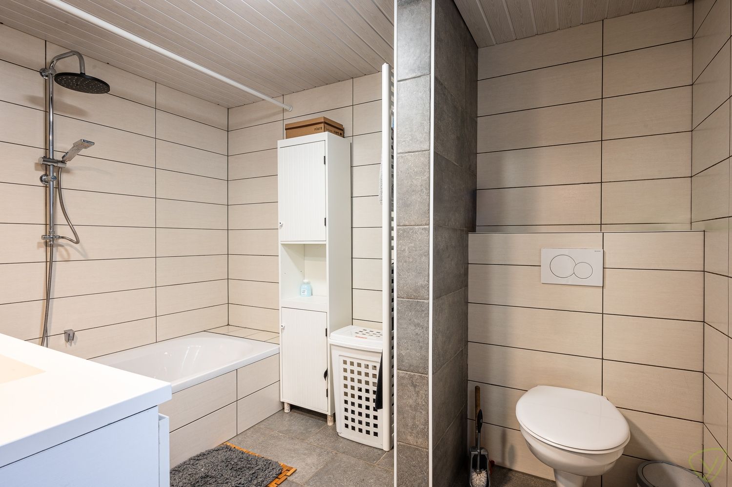 Volledig instapklare woning met ruime tuin in Adegem foto 10