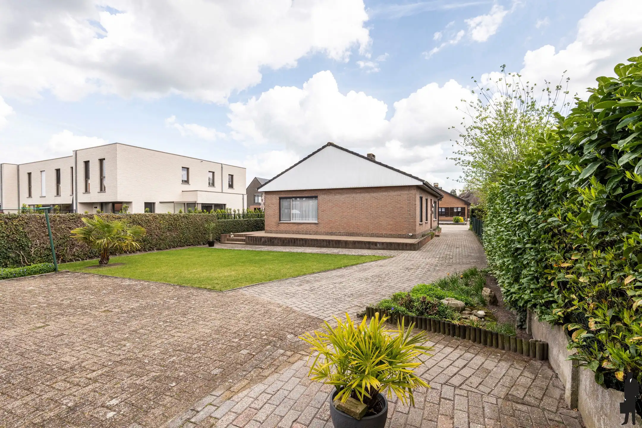 Woning met garage op 615m² grond in centrum Poppel. foto 15