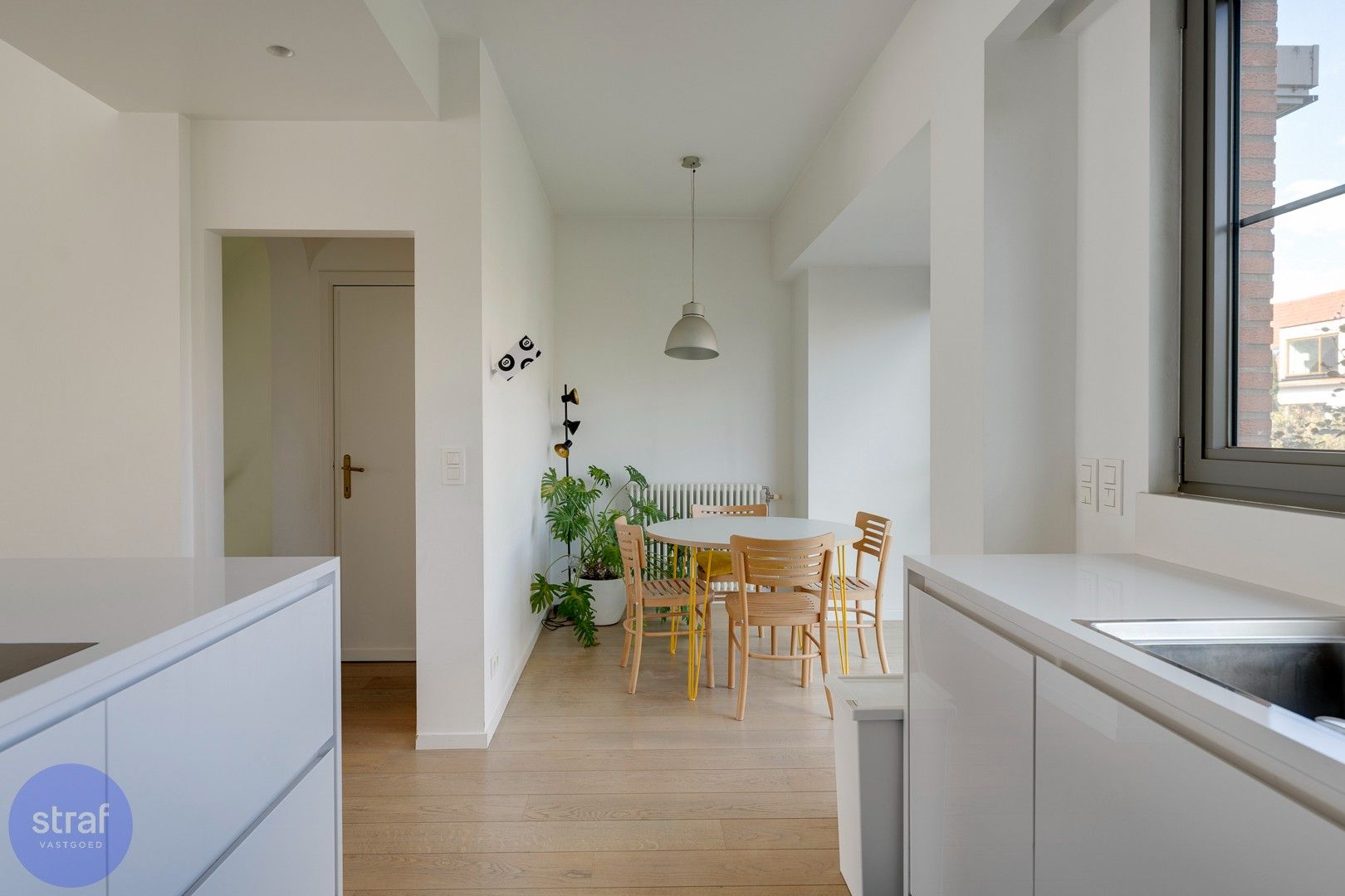 Moderne bel-etage met 3 slaapkamers op toplocatie foto 6