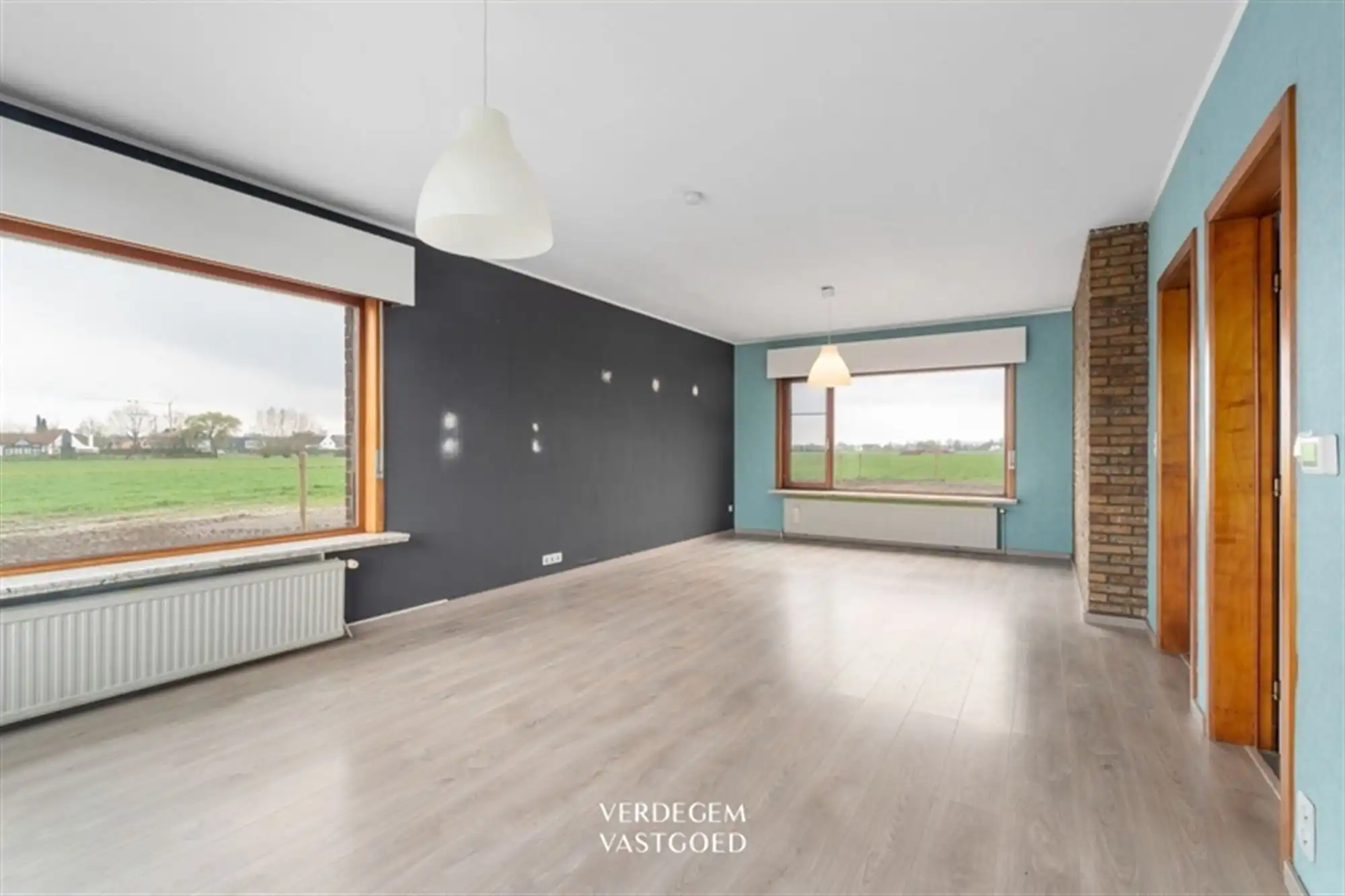 Vrijstaande bungalow met weidse zichten op toplocatie foto 4