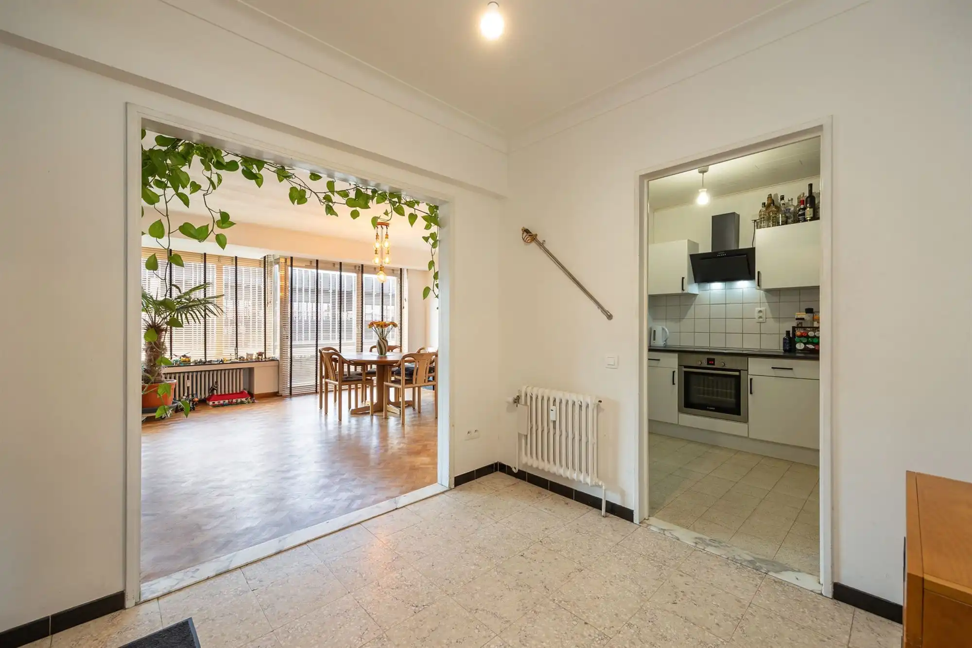 Instapklaar appartement met 3 slpk en terras op TOPlocatie foto 6