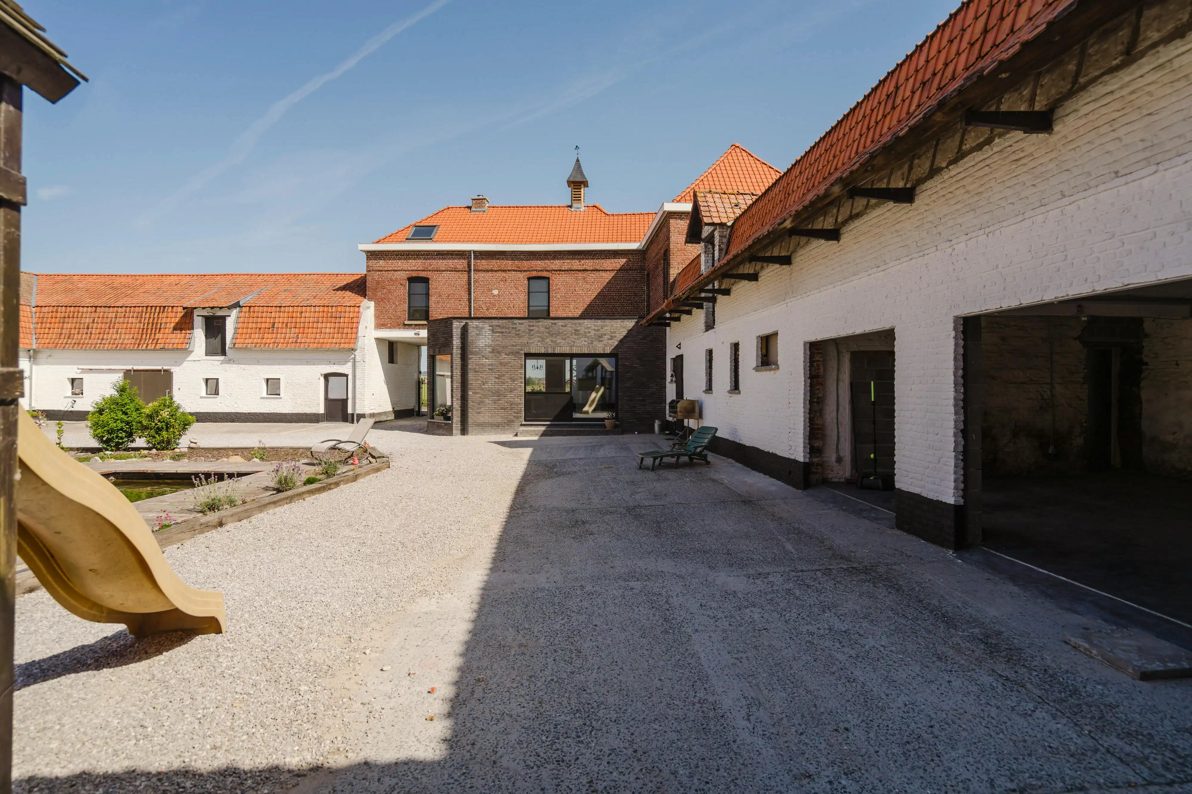 Karaktervolle hoeve met open zicht op de Kemmelberg en tal van mogelijkheden op 7.425 m² foto 34