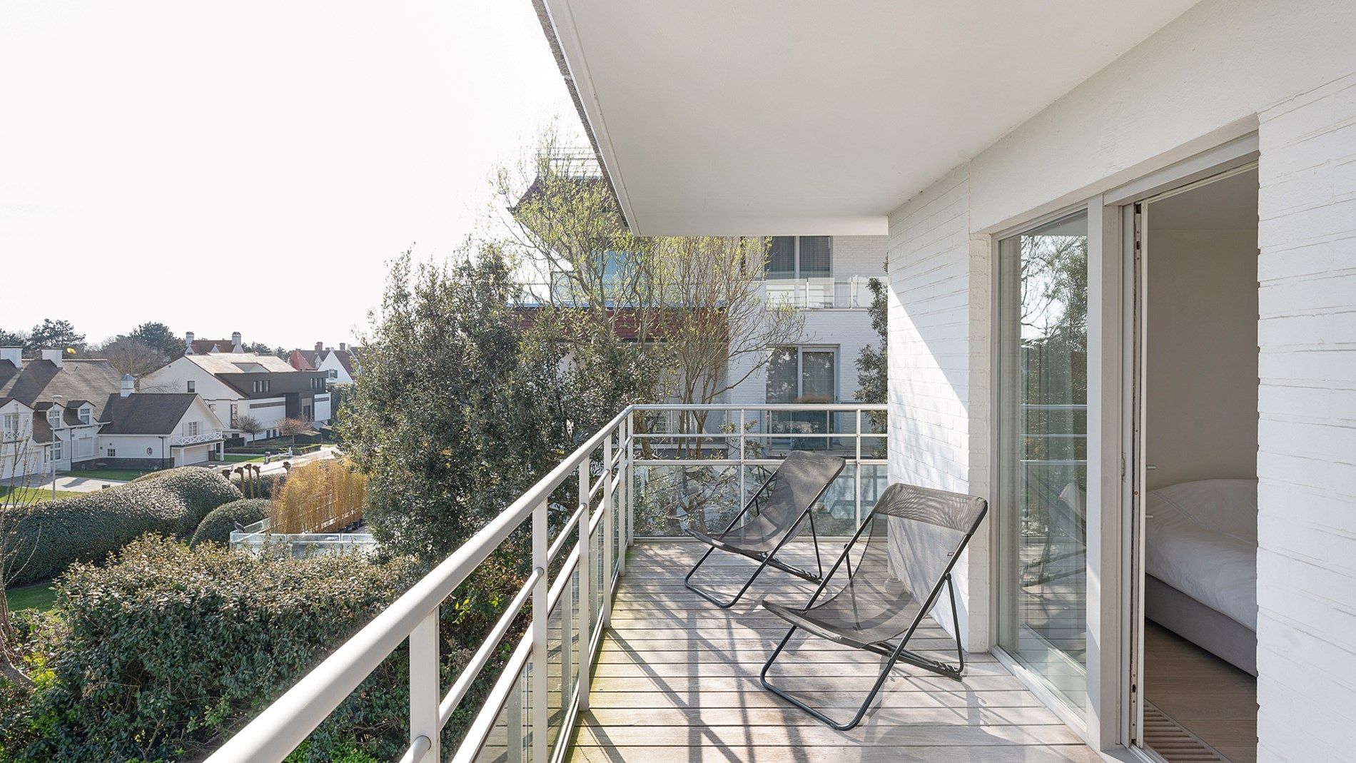 Uitzonderlijk hoekappartement met adembenemend zee-en duinenzicht langs de Wandeldijk in het Zoute foto 21