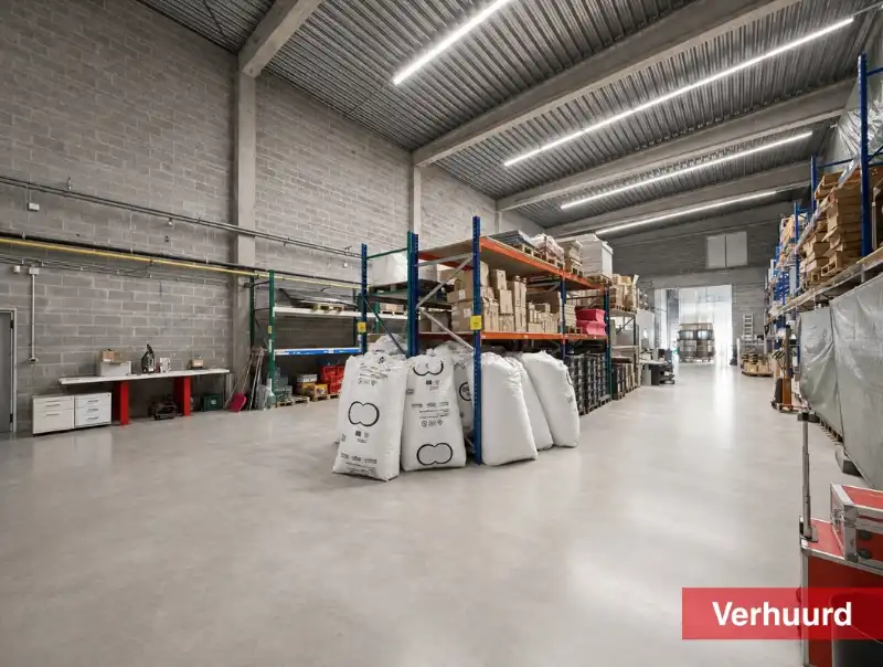 Sint-Niklaas - TE KOOP: Bedrijfsgebouw voor eigen gebruik of investering foto 3