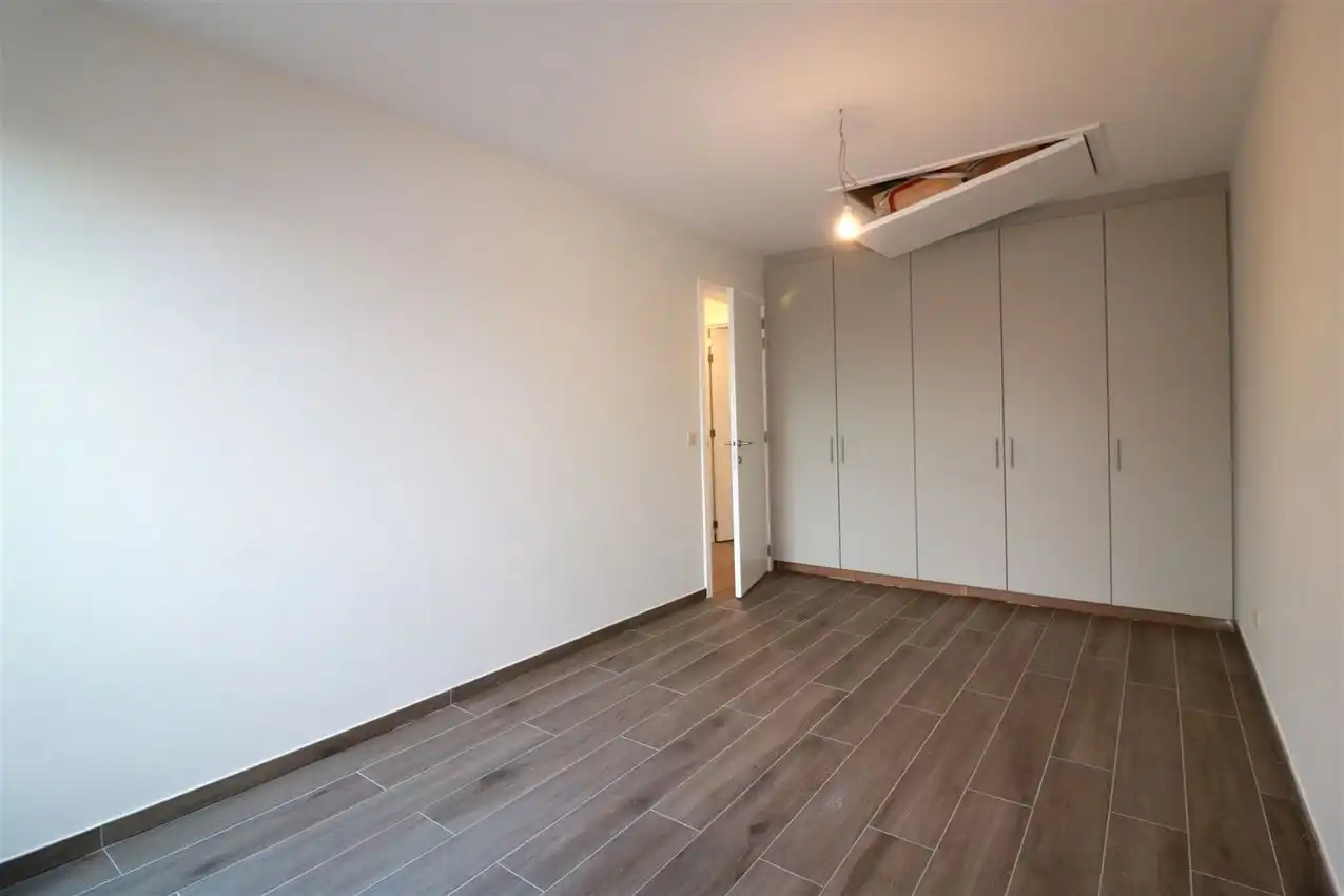 Unieke duplex met twee slpk, terras, autostaanplaats foto 18