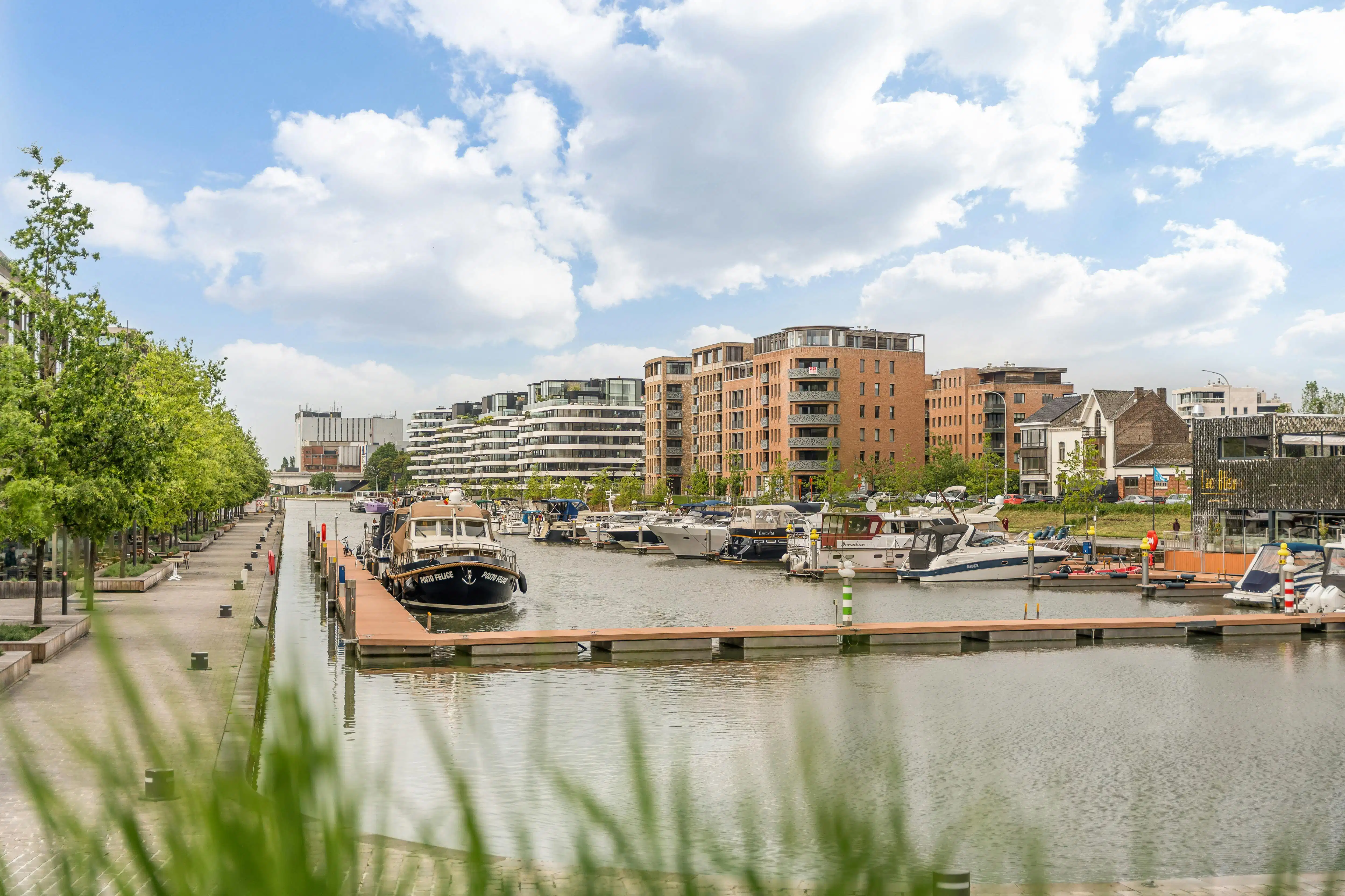  Exclusief hoekappartement aan het water met ruim zonneterras foto 35