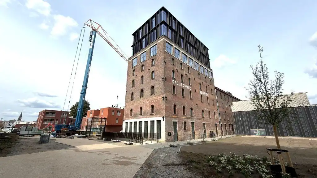 Nieuwbouw kantoren te huur in gebouw Innovation te Mechelen foto {{pictureIndex}}