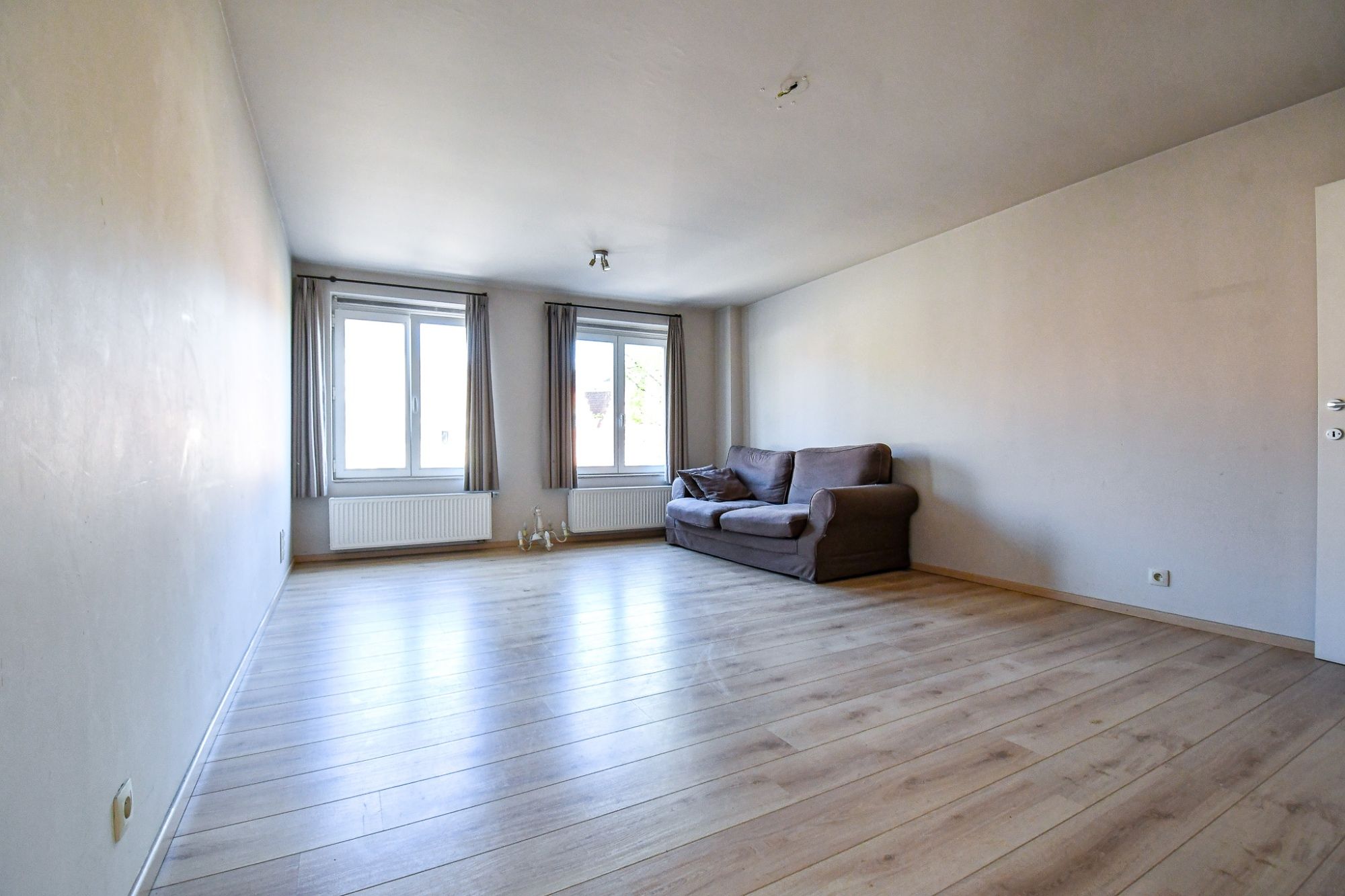 HANDELSWONING OP MOOIE LIGGING foto 11