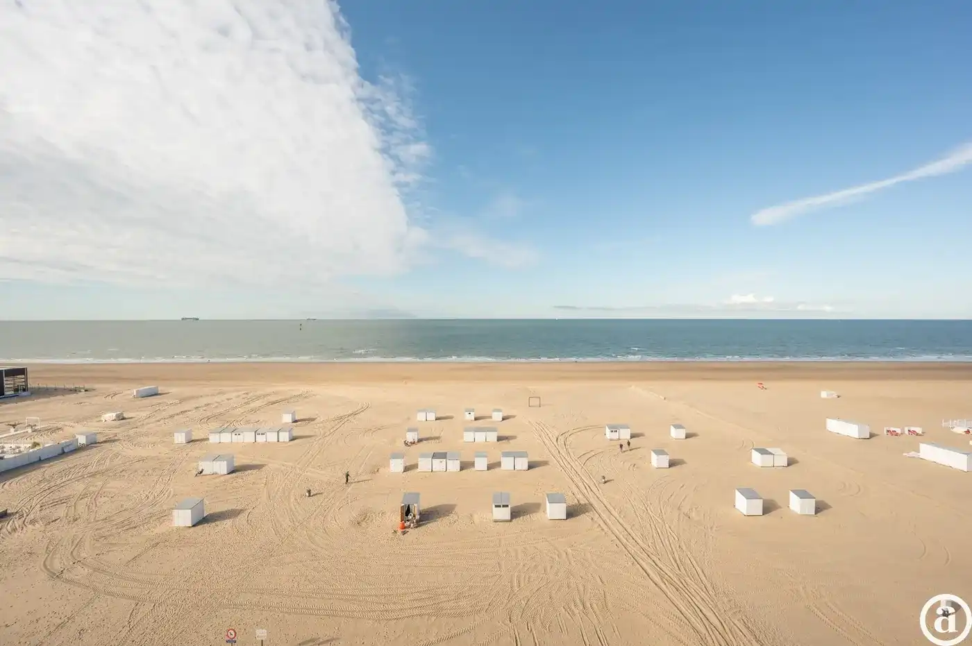Magnifiek 3-Slaapkamerappartement met Terras op de Zeedijk in Het Zoute foto 6