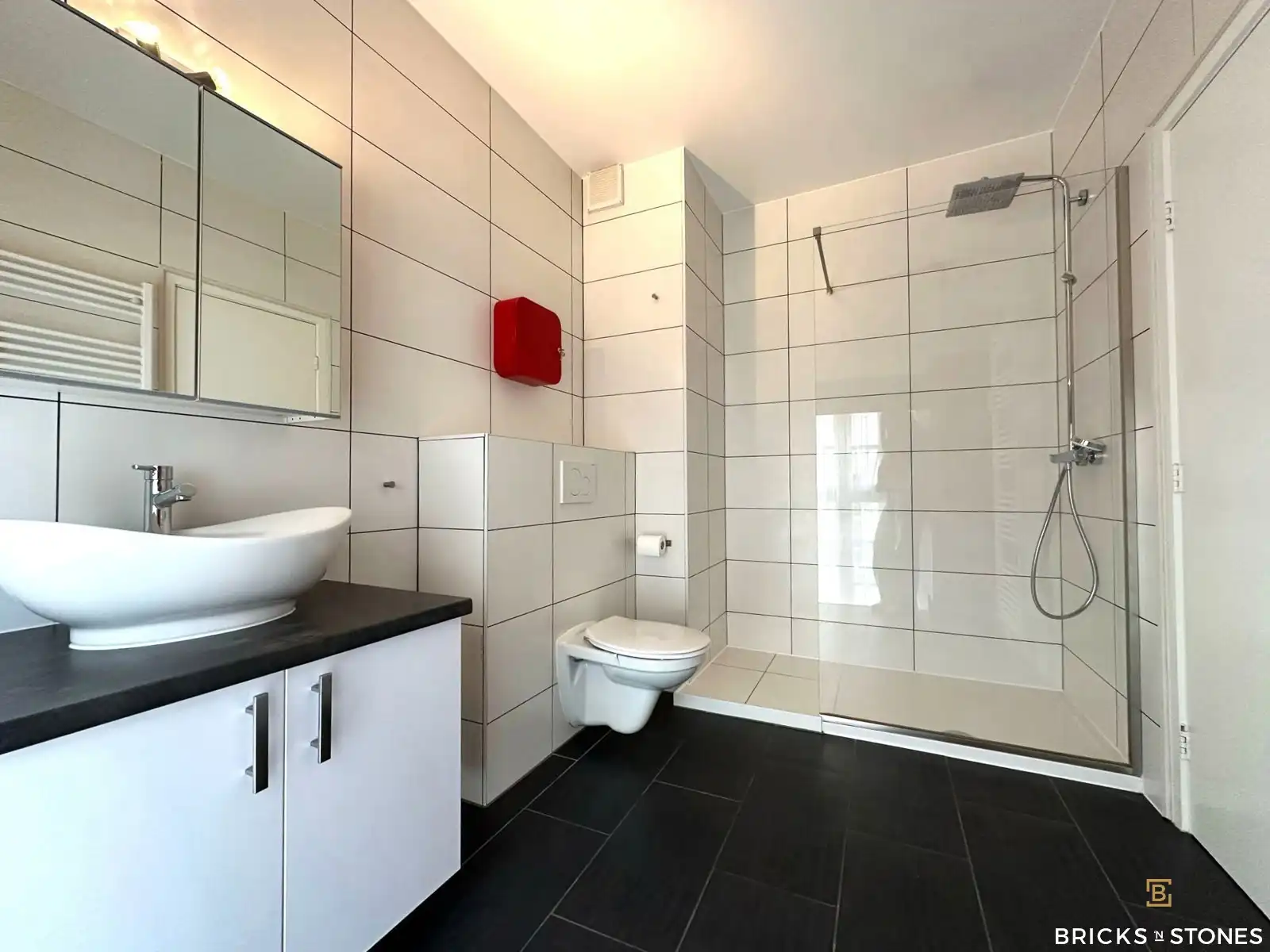 Gezellige bemeubelde duplex-studio in het historisch centrum van Antwerpen foto 7