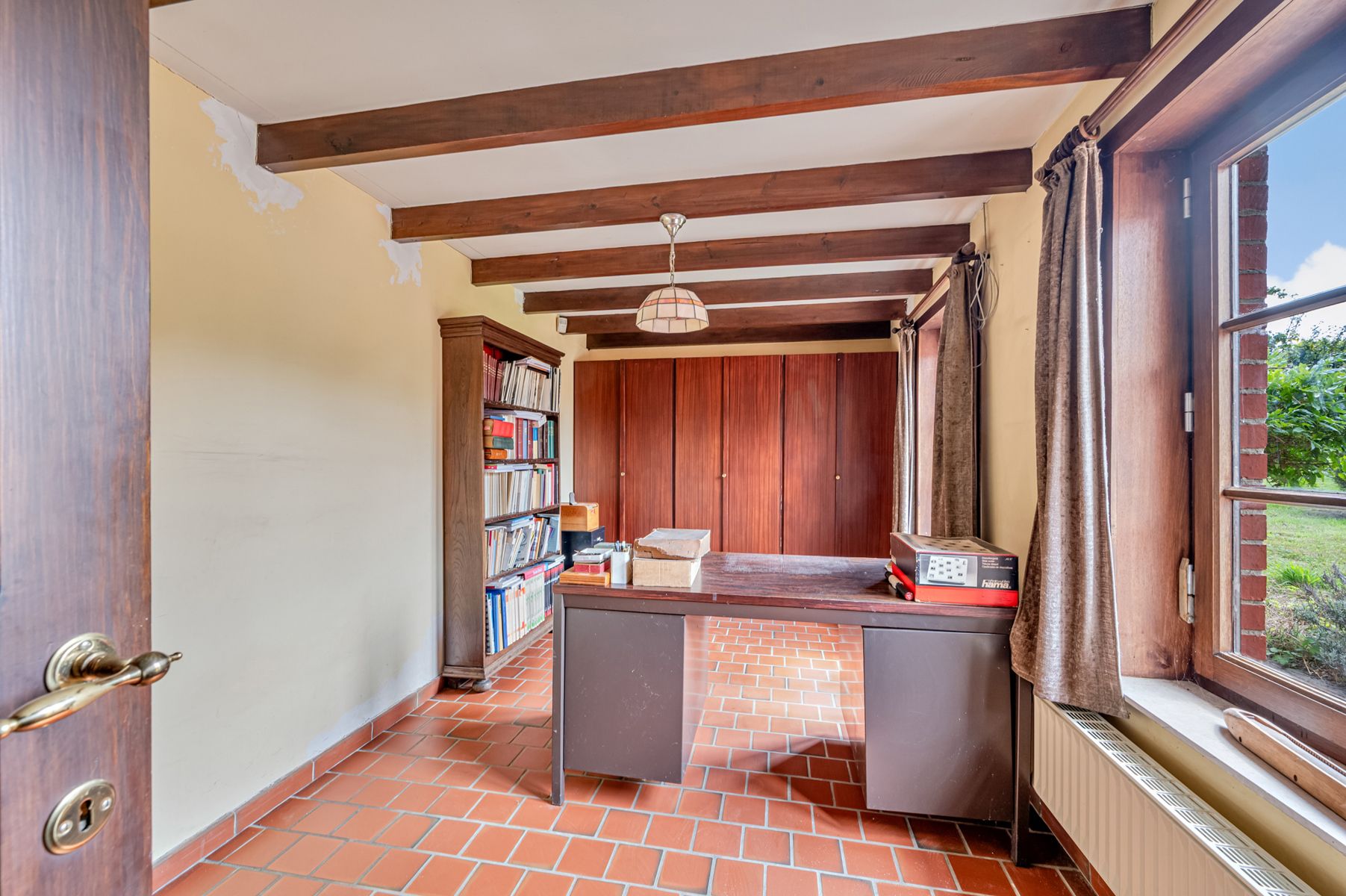 Landelijk gelegen renovatieproject met prachtig uitzicht  foto 16