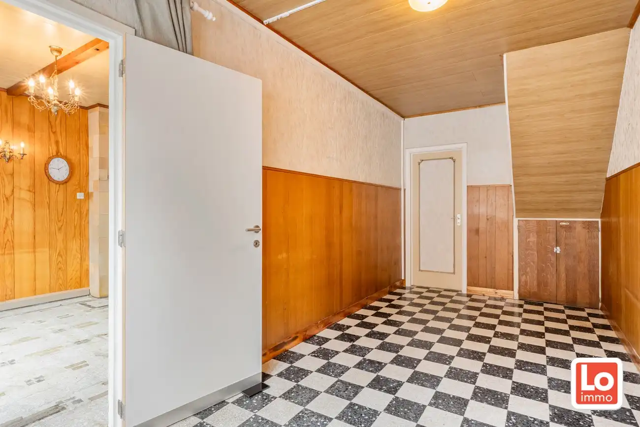 Gesloten woning met gezellige stadstuin op een vlot bereikbare locatie tussen Destelbergen en Gent! foto 3