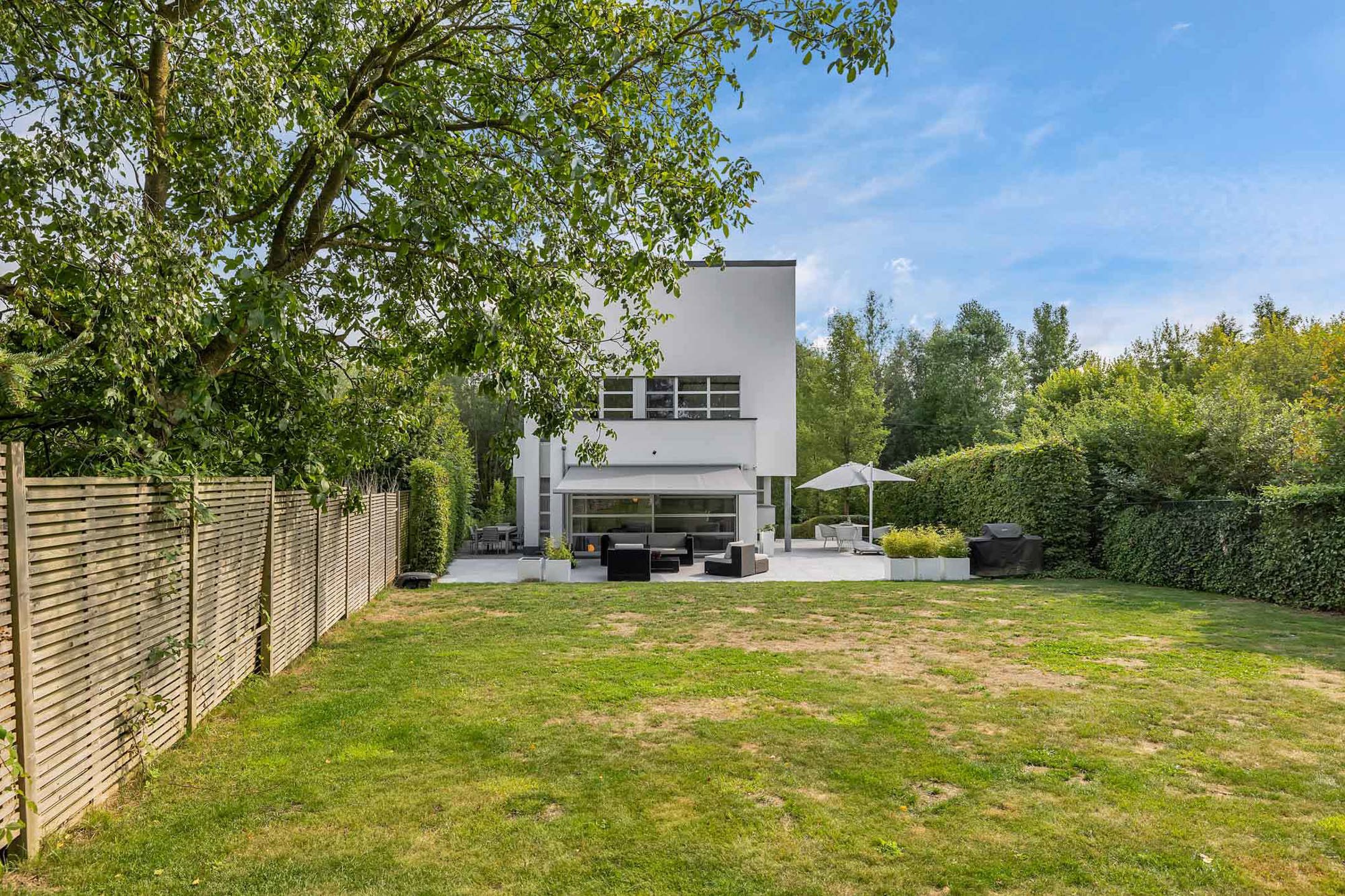 Exclusief gerenoveerde villa te koop in Idegem  foto 29