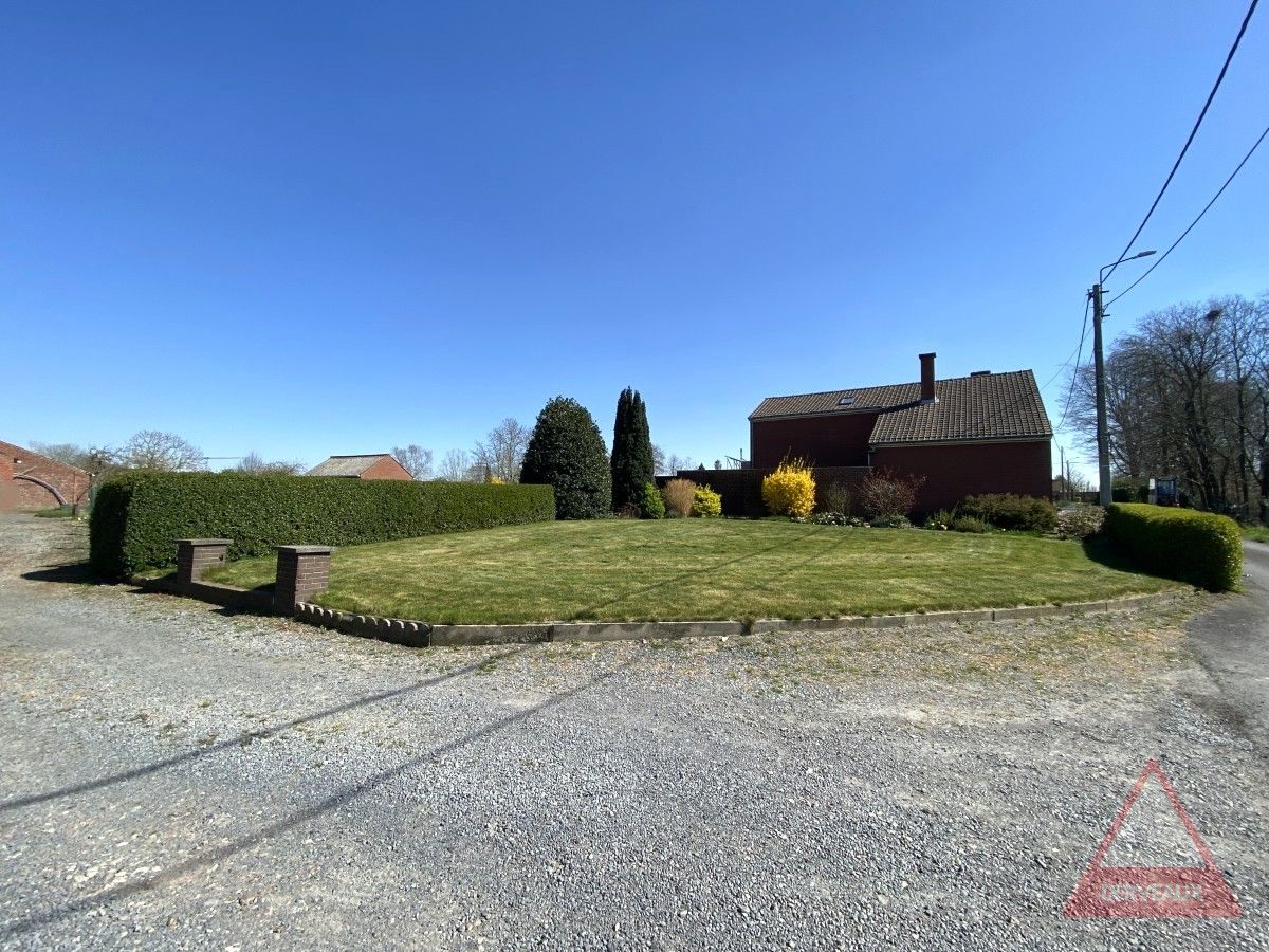 Zonnebeke - Woning met landelijke ligging en loods foto 12