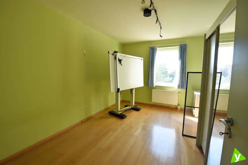 Ruime woning nabij het centrum van Waarschoot foto 17