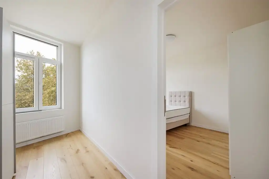 Kwalitatief gerenoveerd huis met 6 SLK foto 18